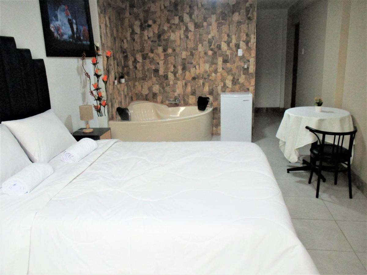 Deluxe Suite with Spa Bath photo 3