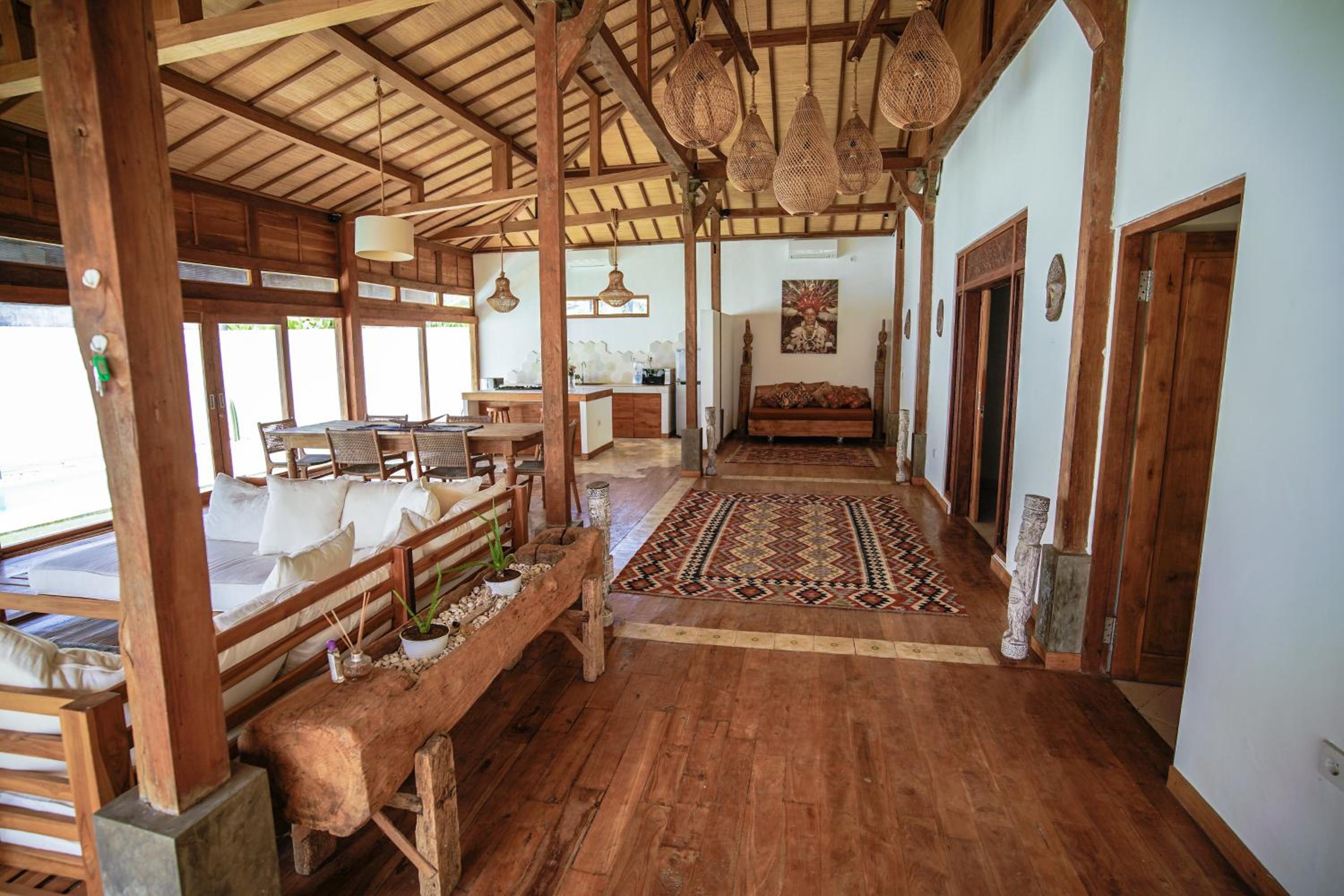 Three-Bedroom Villa - Photo 12