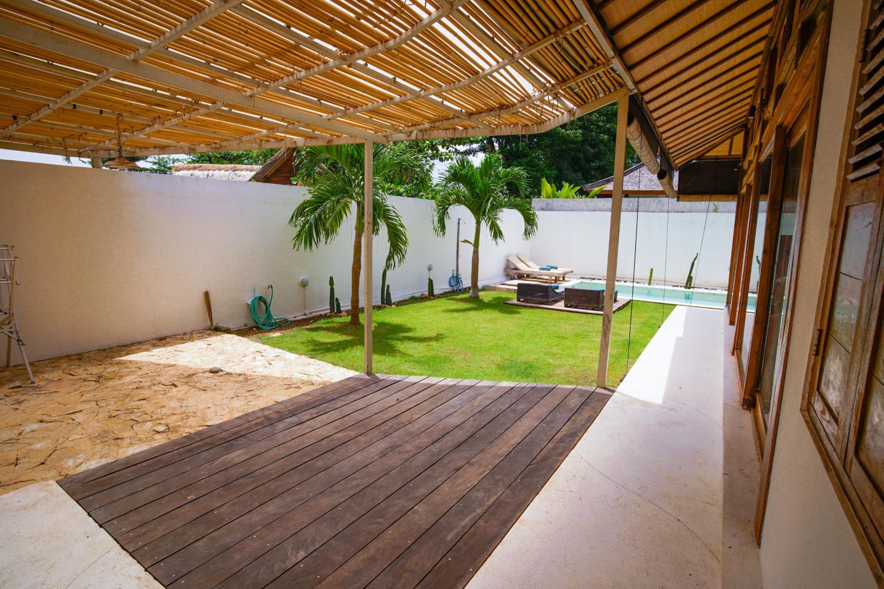 Three-Bedroom Villa - Photo 10