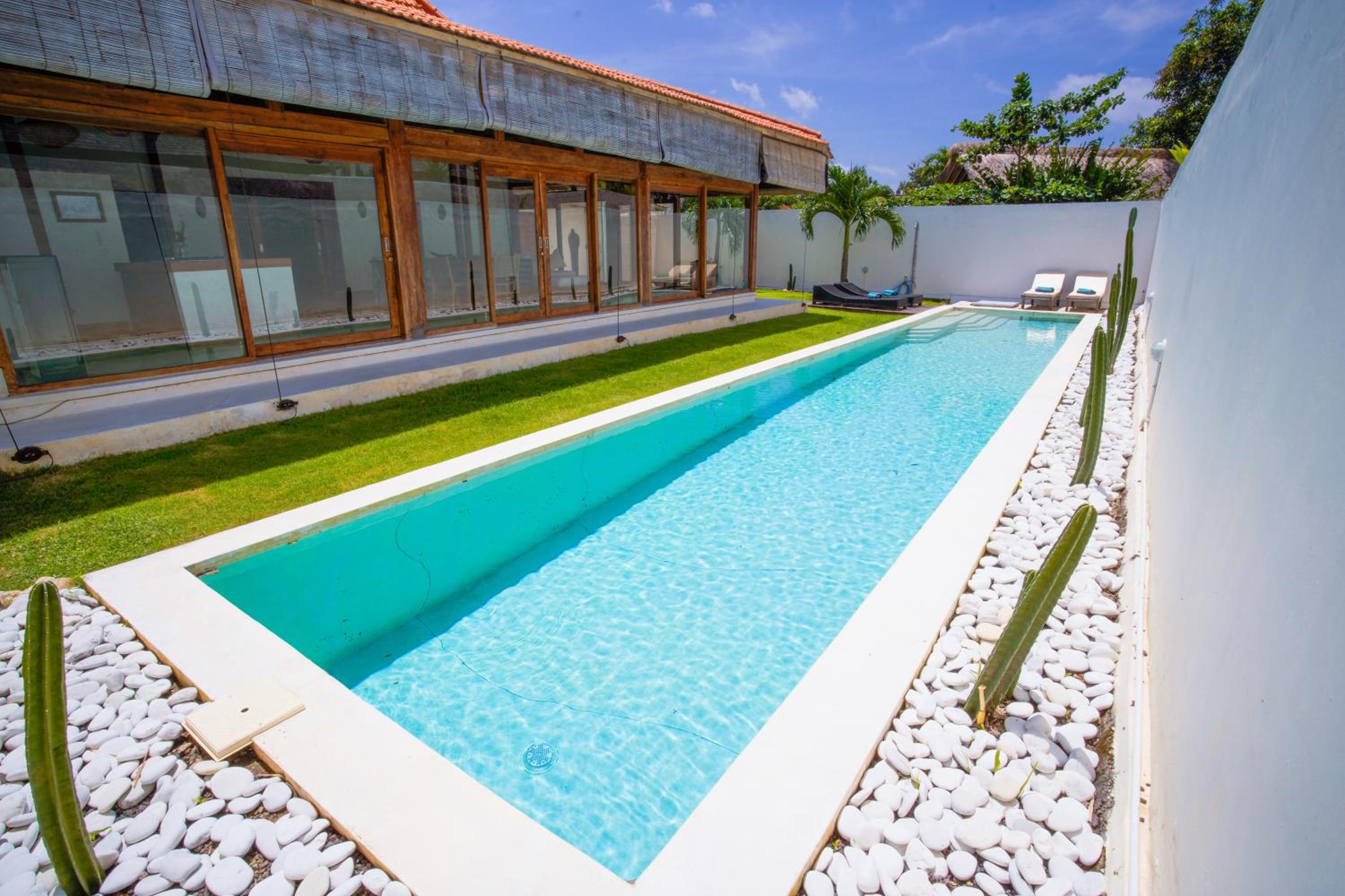 Three-Bedroom Villa - Photo 36