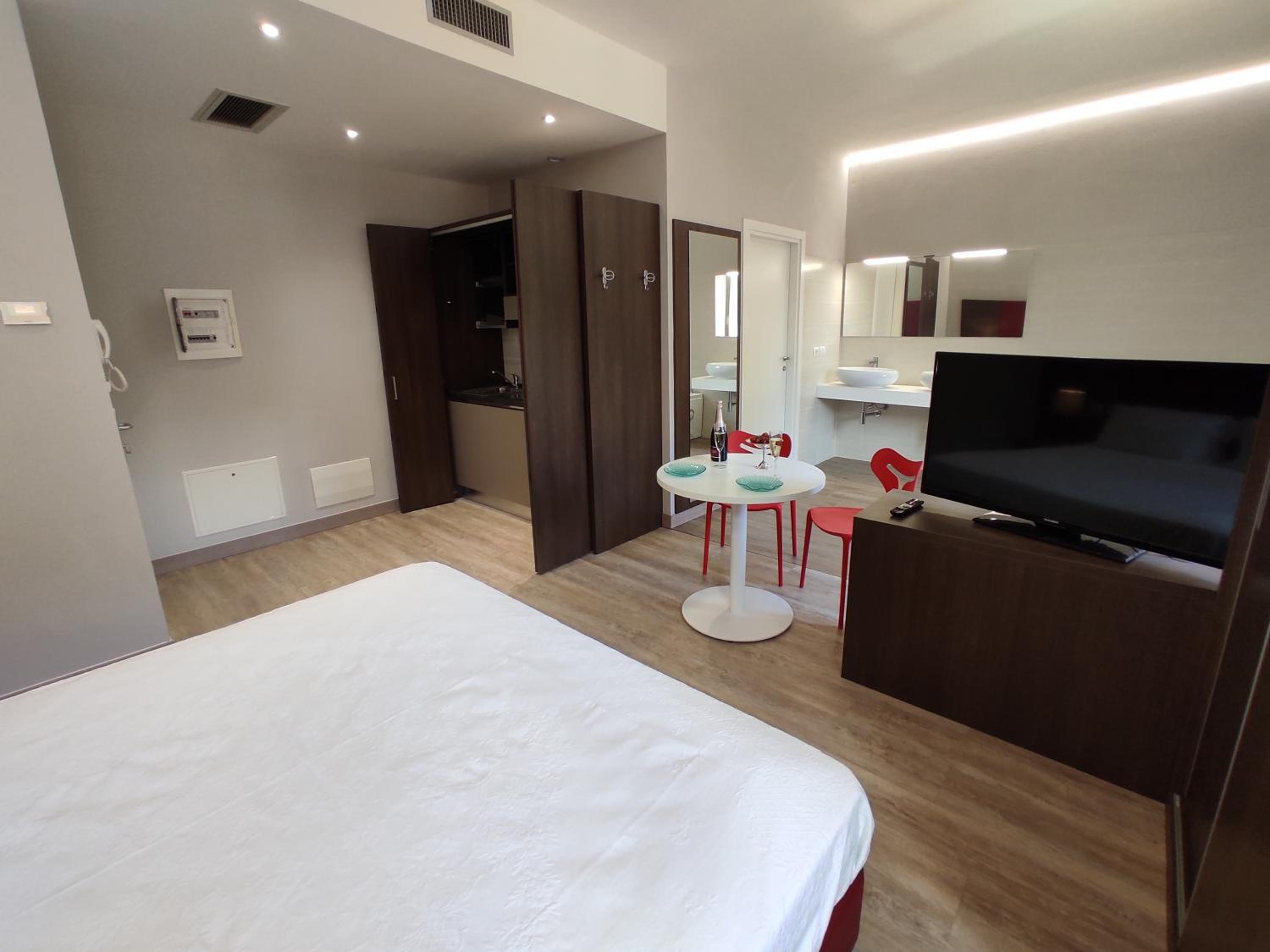 Deluxe Suite photo 1