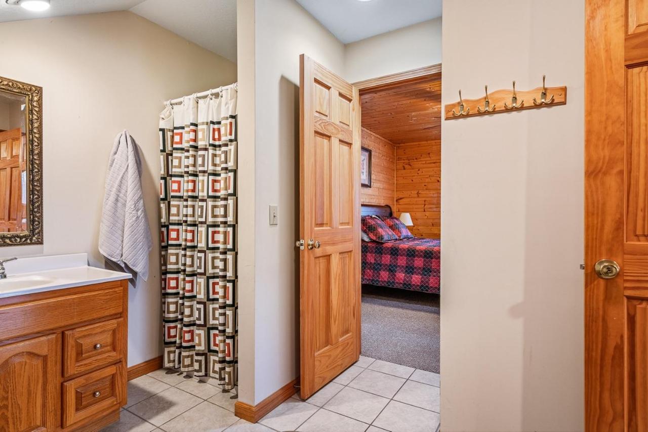 Four-Bedroom House photo 2