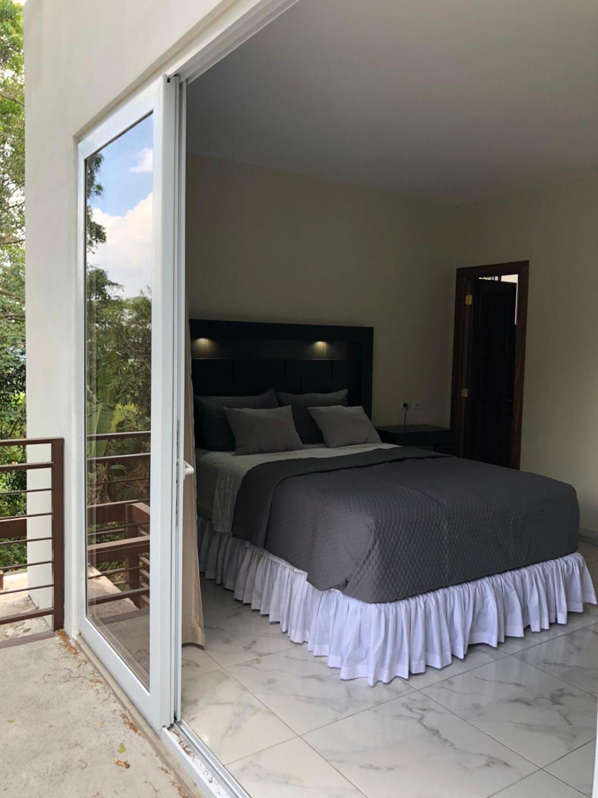 Deluxe Double Room with Balcony photo 1