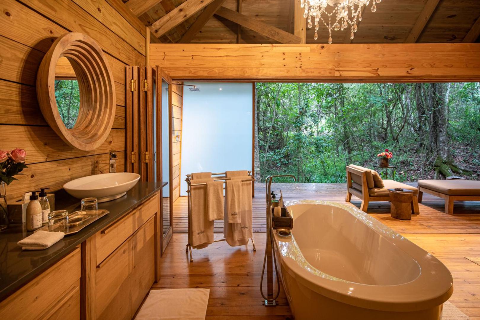 Jackalberry Upmarket Timber Suite photo 2