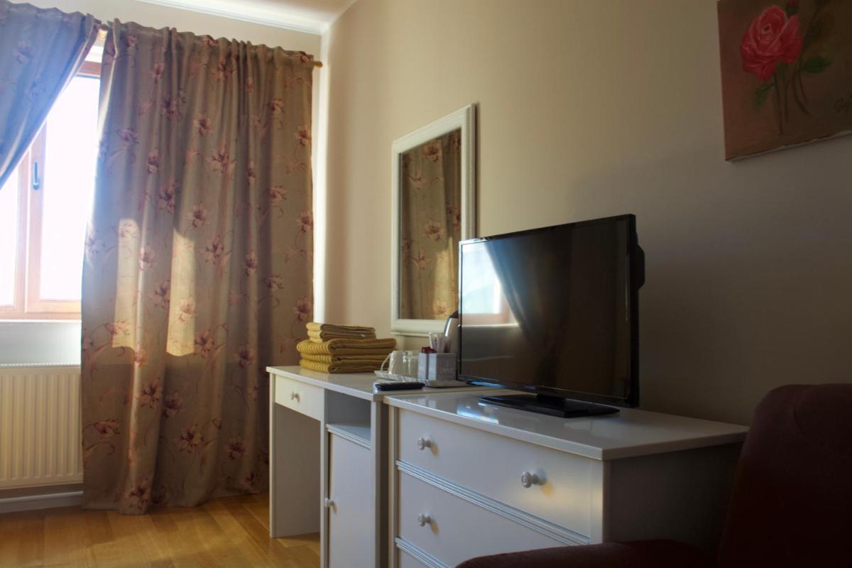 Deluxe Triple Room photo 1