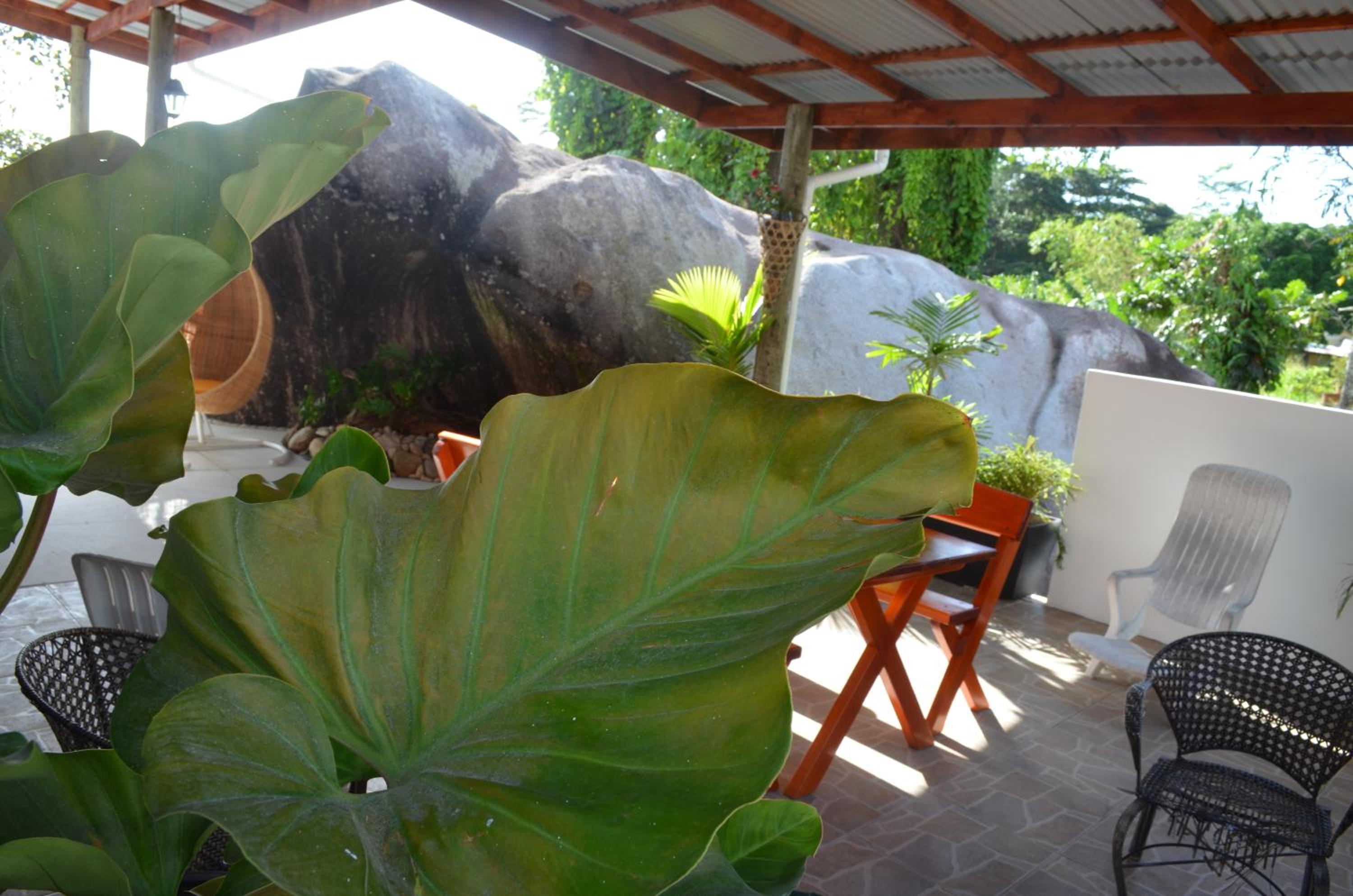 Villa photo 2