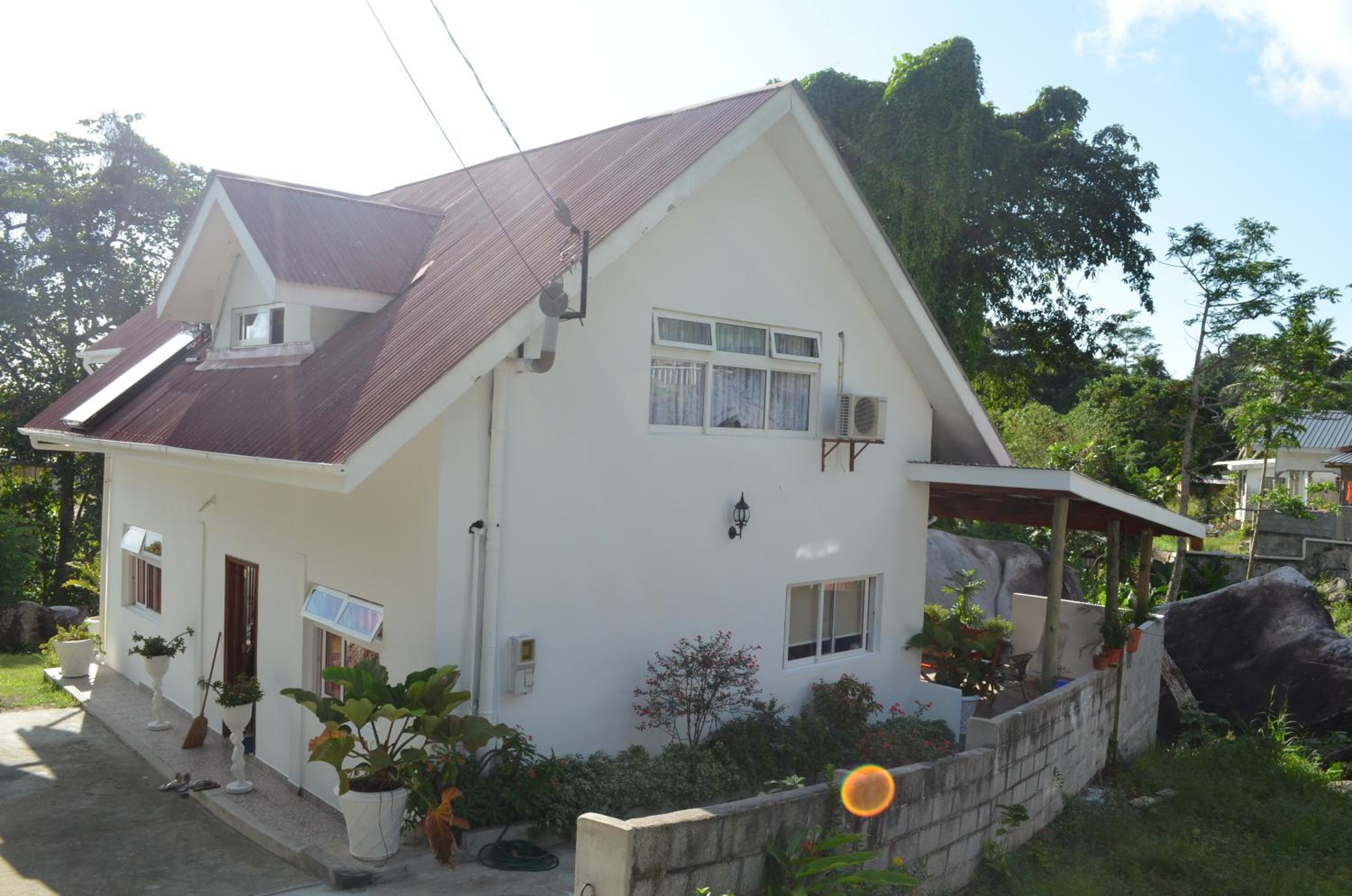 Villa photo 3