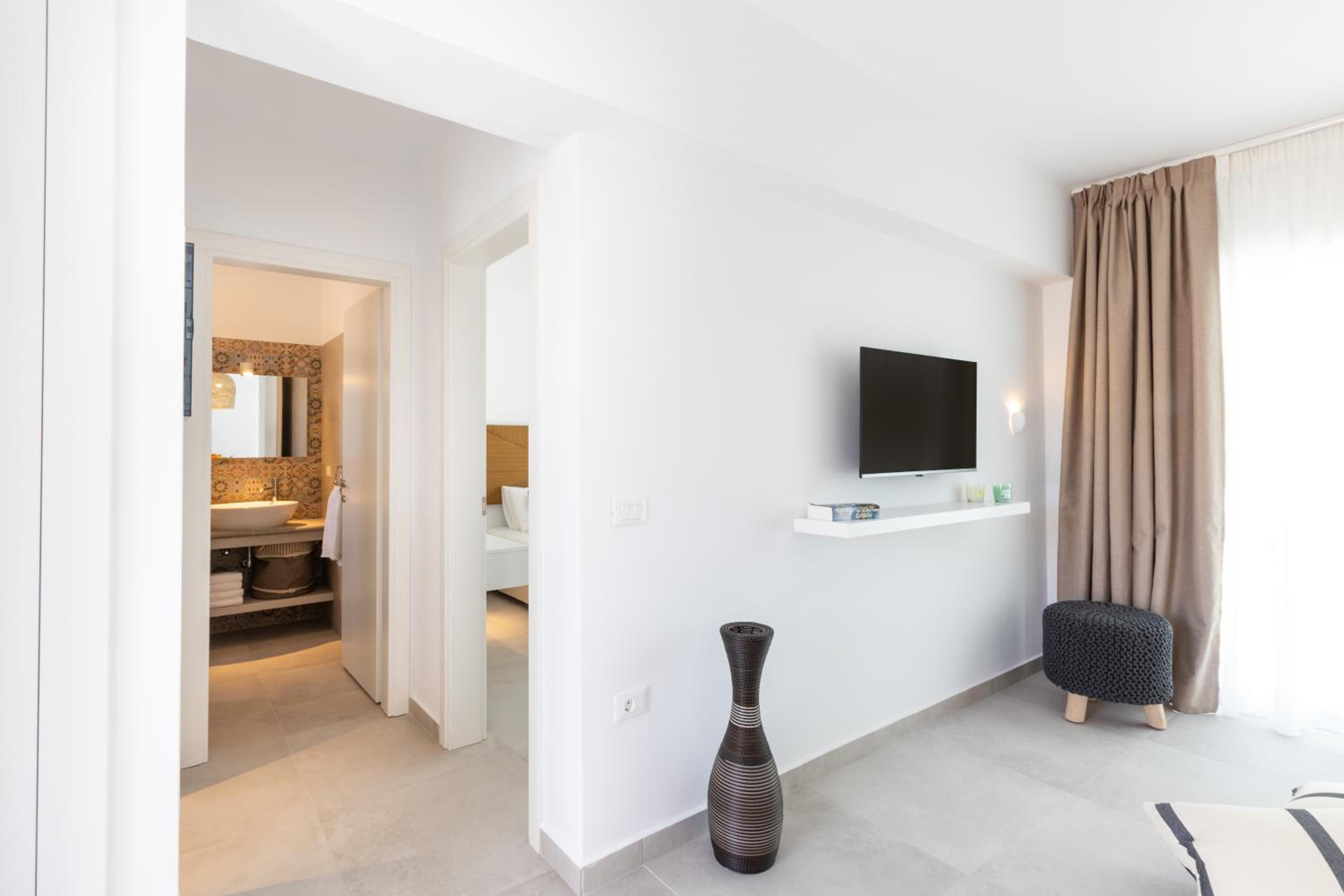 Suite with Private Pool