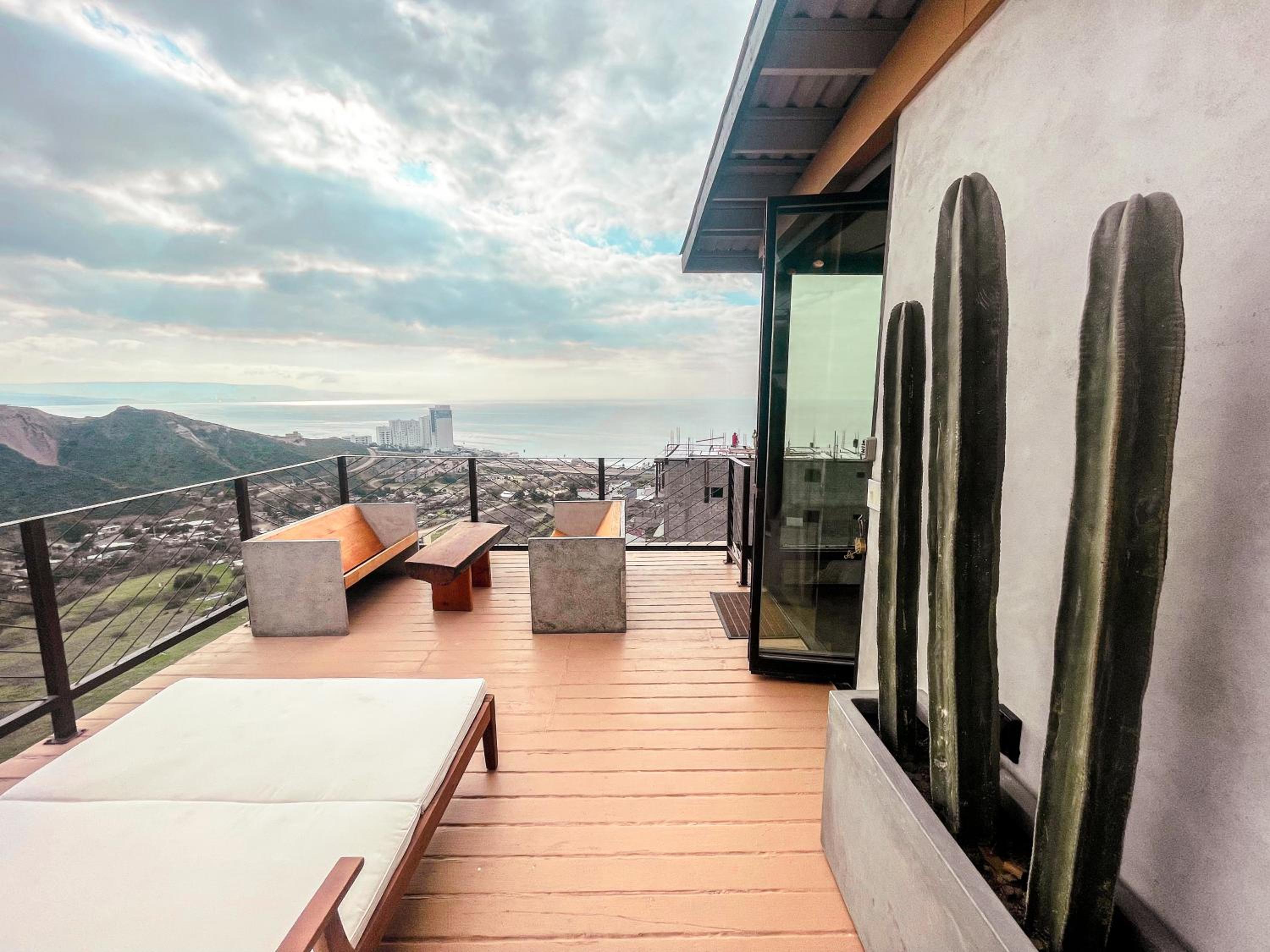 Studio with Ocean View - Photo 3