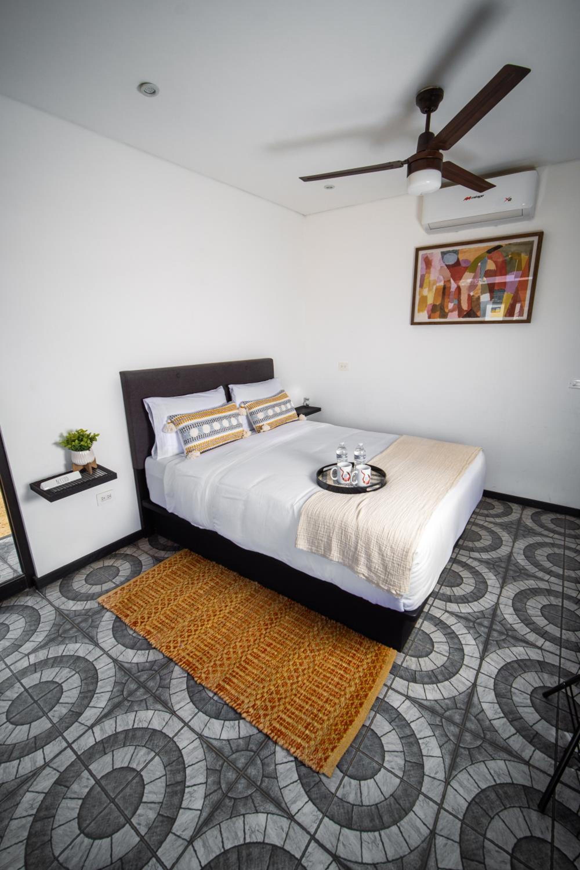 Double Room - Photo 5