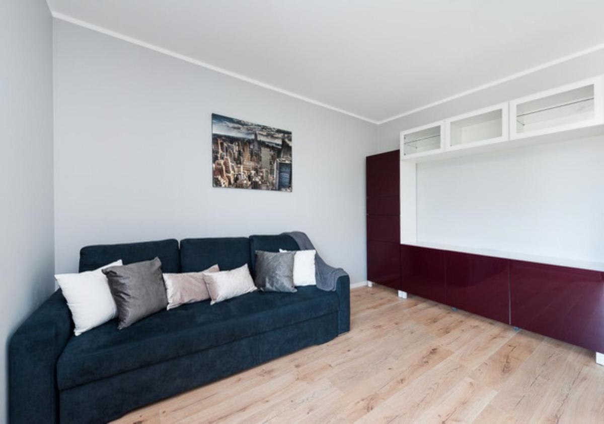 One-Bedroom Apartment - Photo 7
