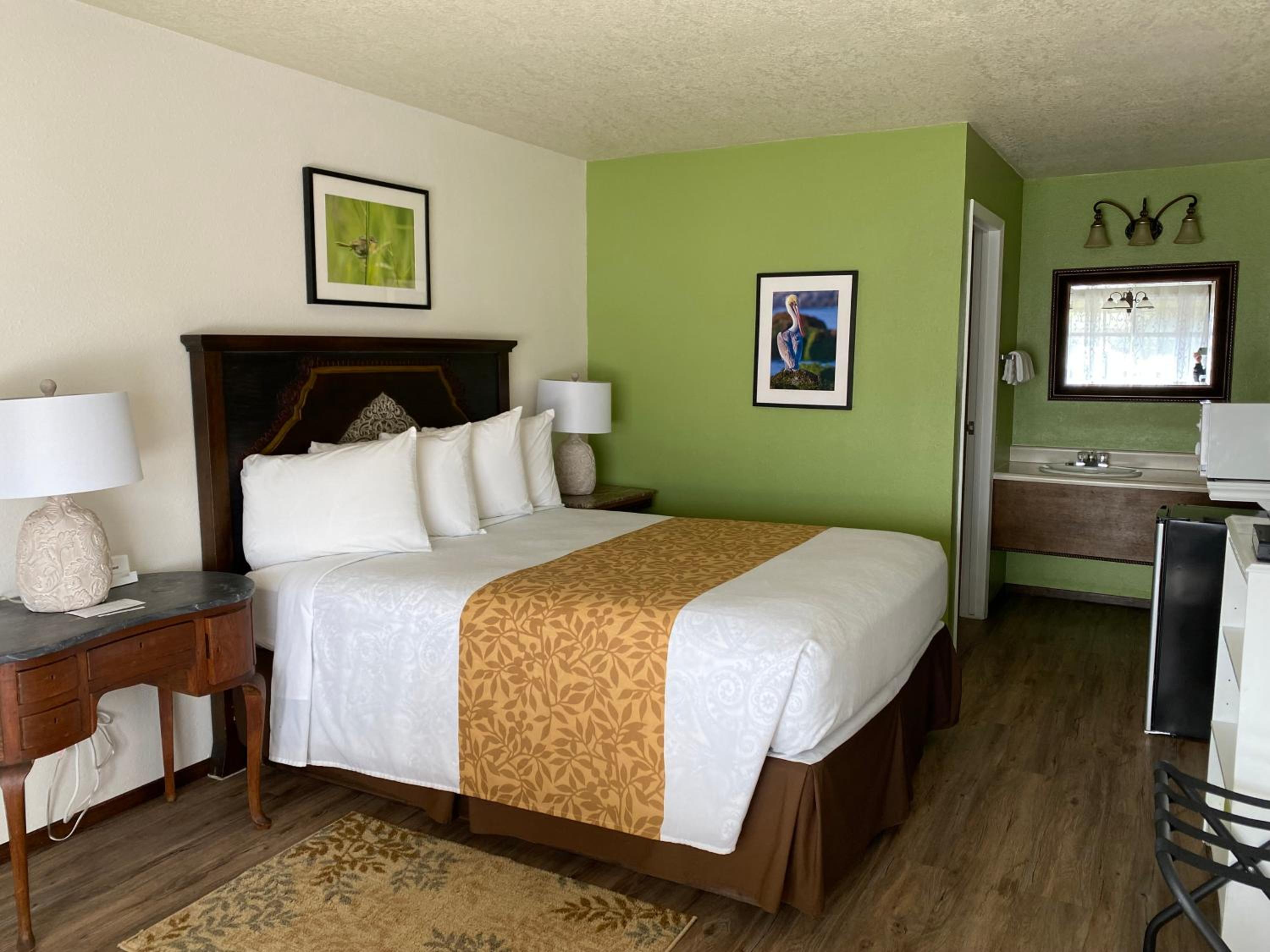 Queen Room