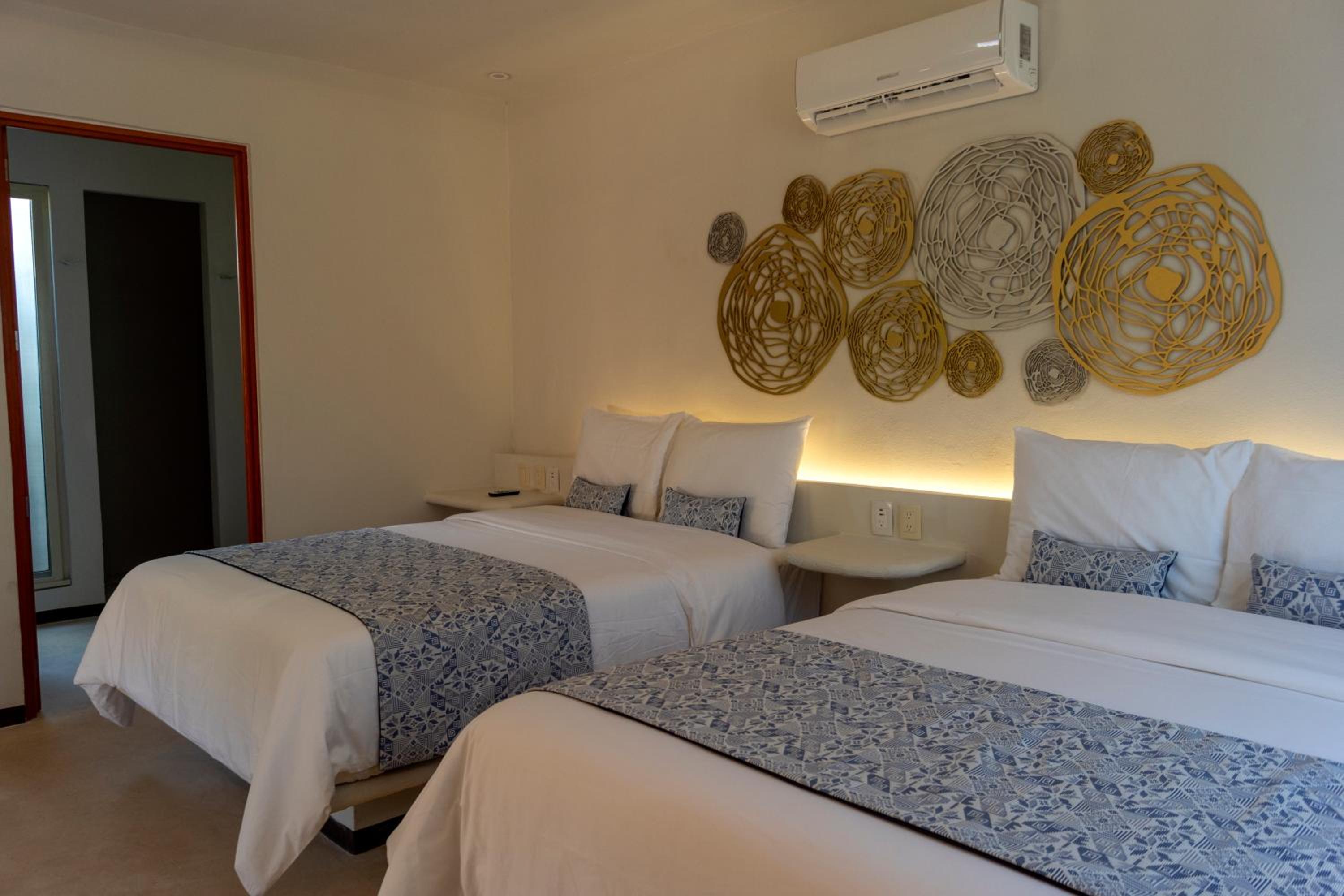 Twin Room with Terrace - Photo 3