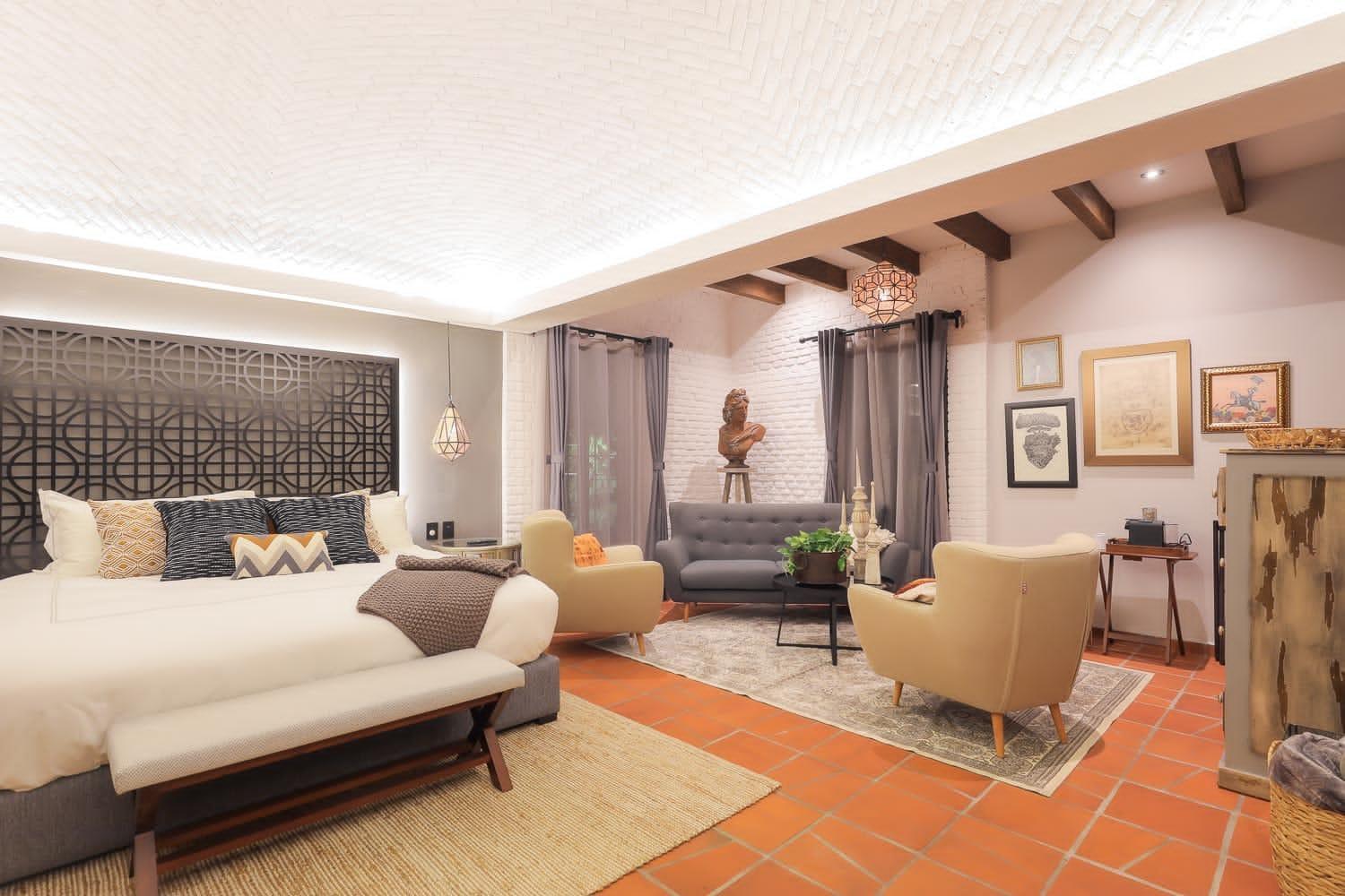 Deluxe Suite photo 3