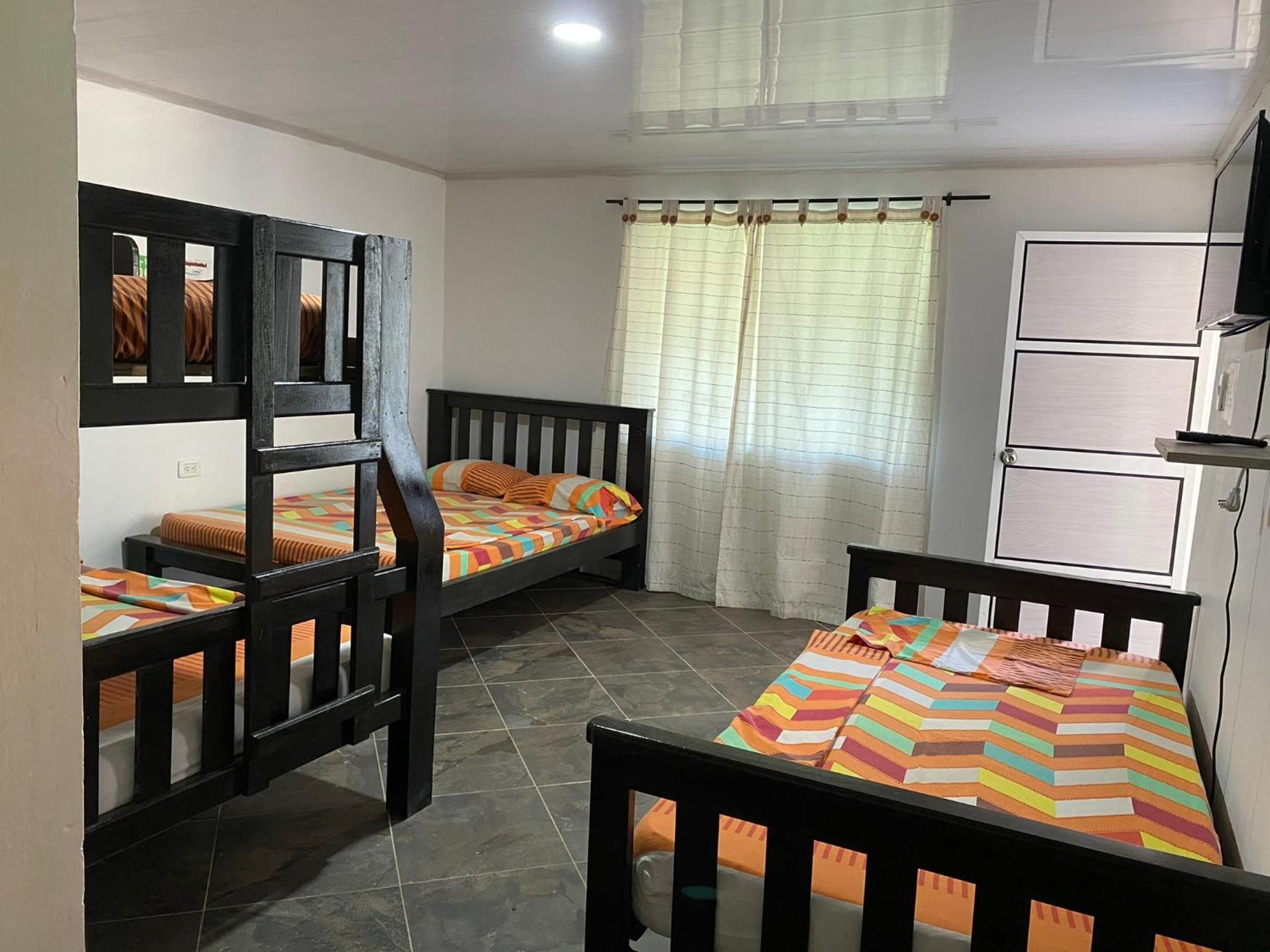 Deluxe Family Room photo 2