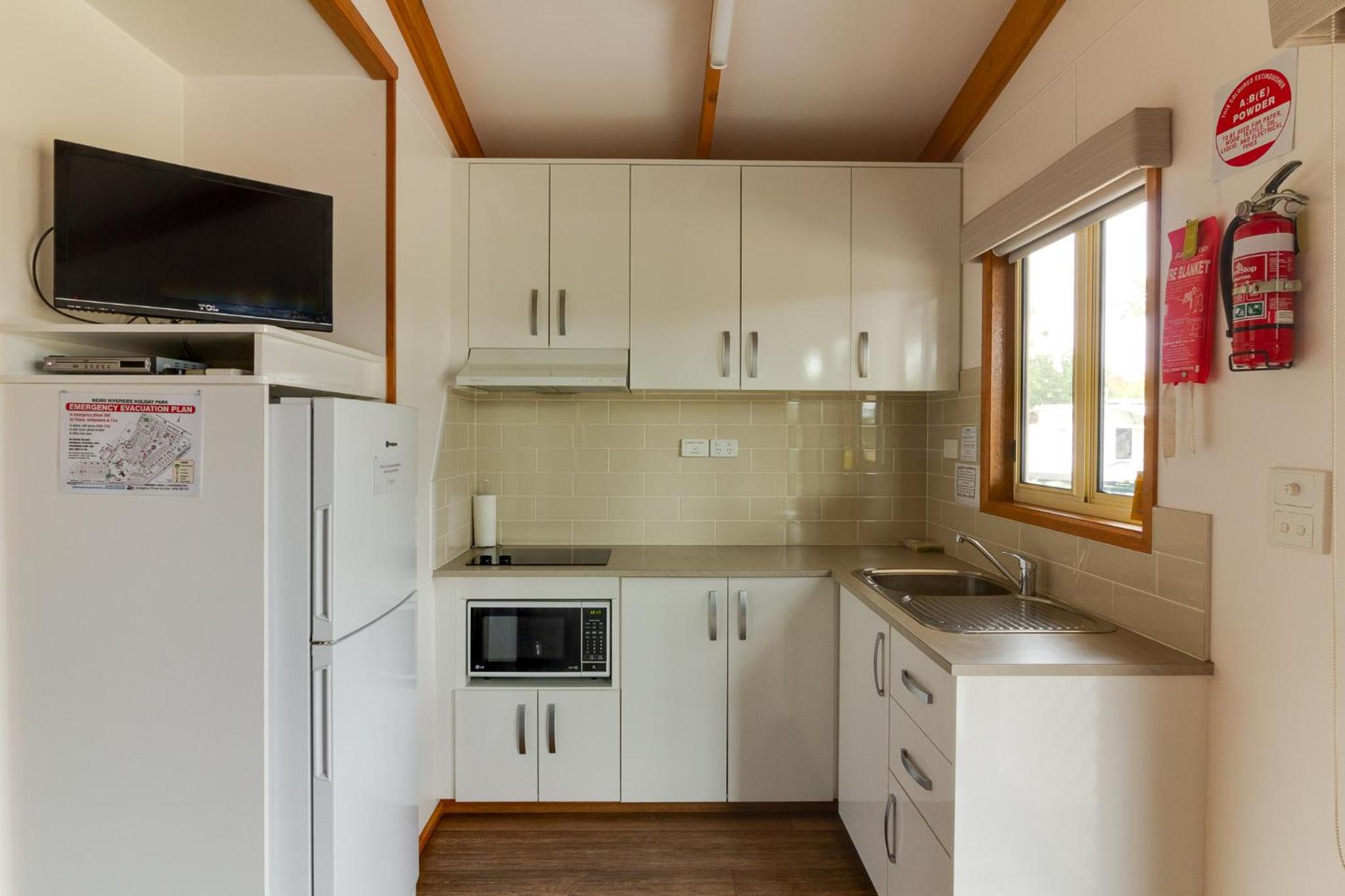 Two Bedroom Ensuite Cabin photo 3