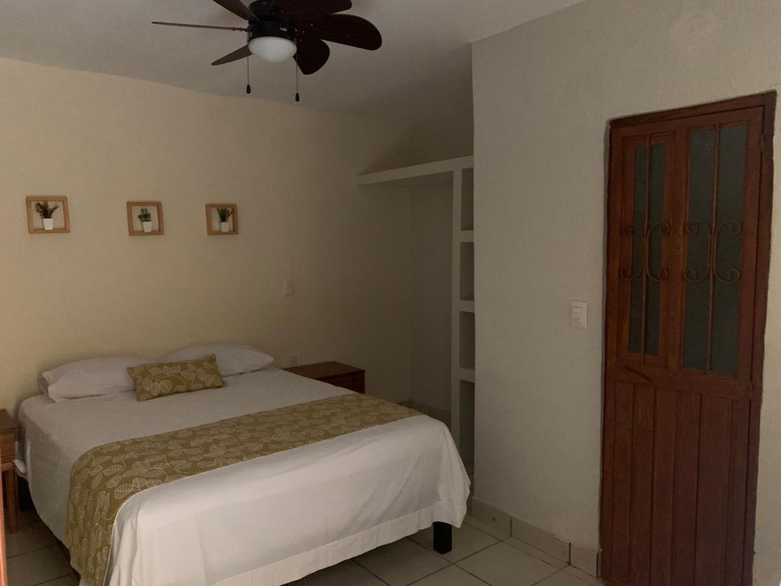 Double Room with Private Bathroom photo 3