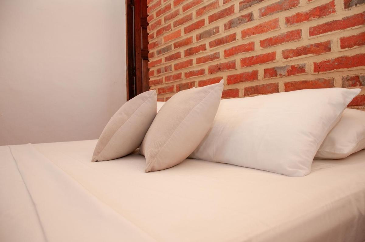 Double Room with Private Bathroom photo 3