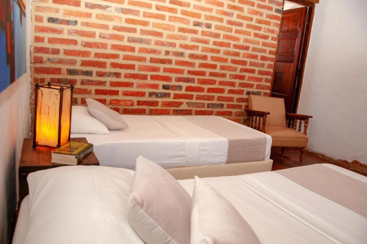 Triple Room with Private Bathroom photo 2