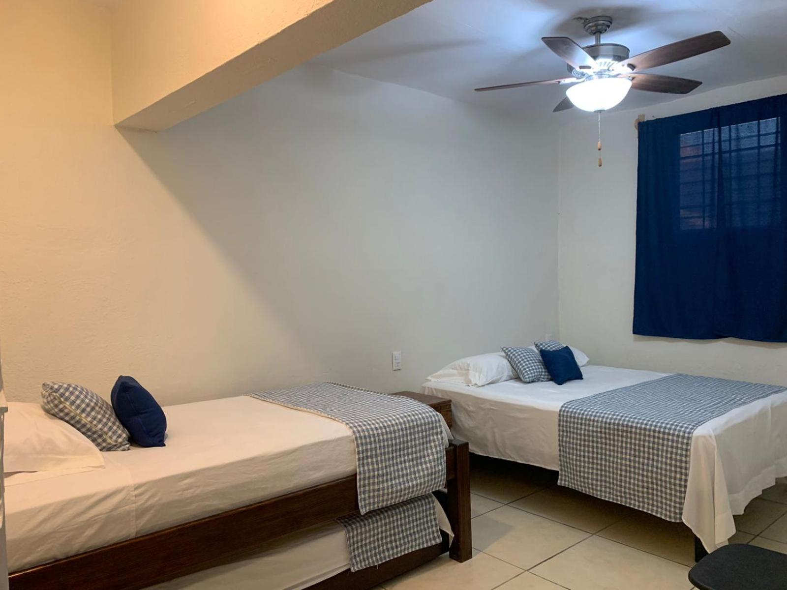 Standard Twin Room photo 3