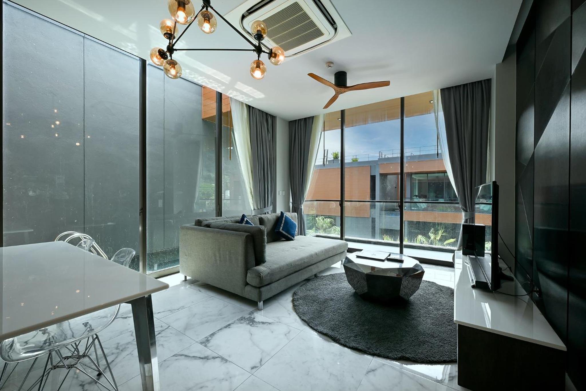 One-Bedroom Suite with Private Pool