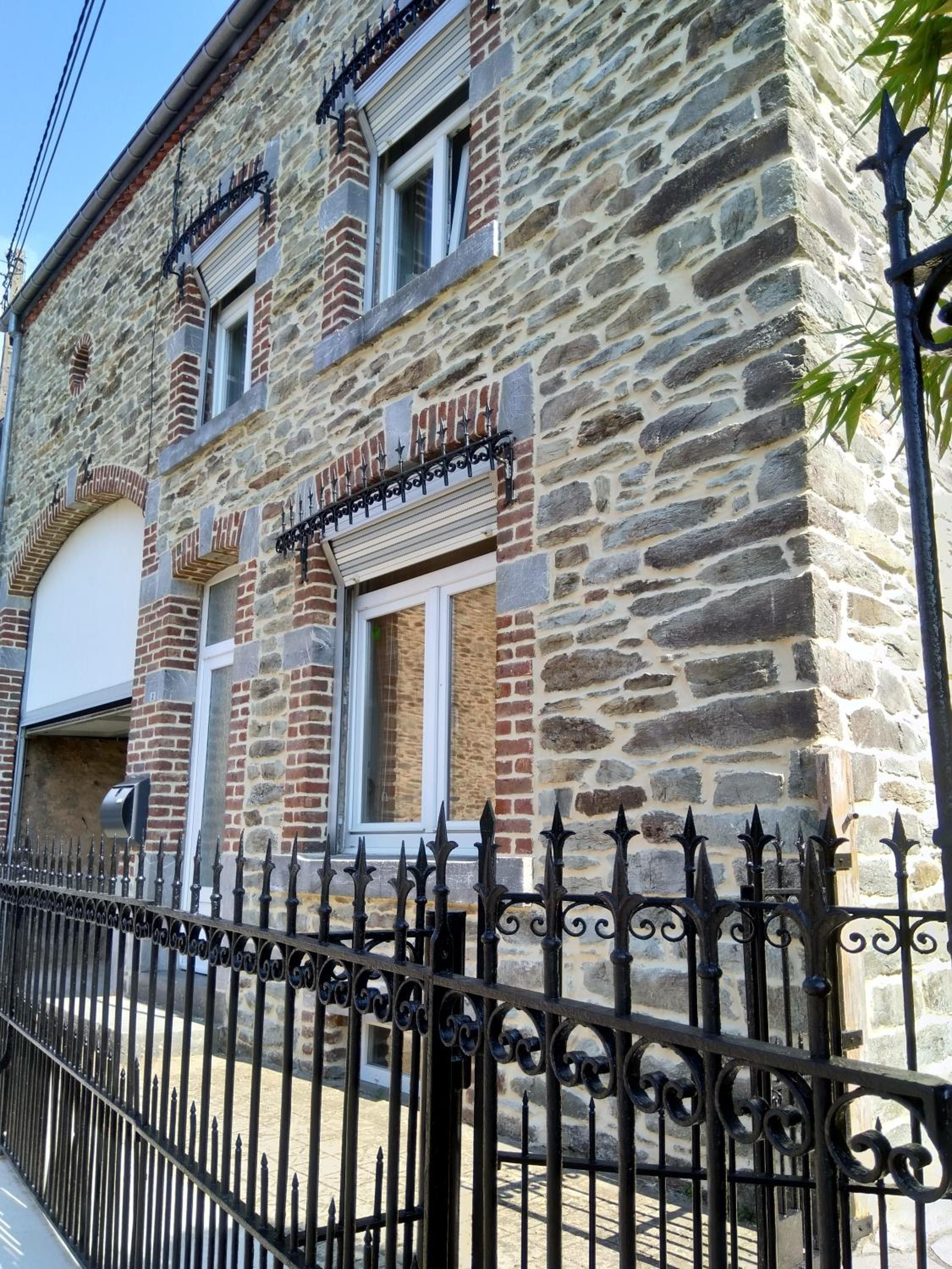Three-Bedroom House photo 2