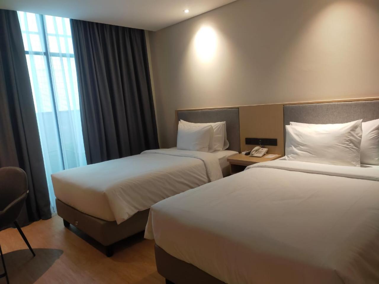 Superior Twin Room - Photo 10
