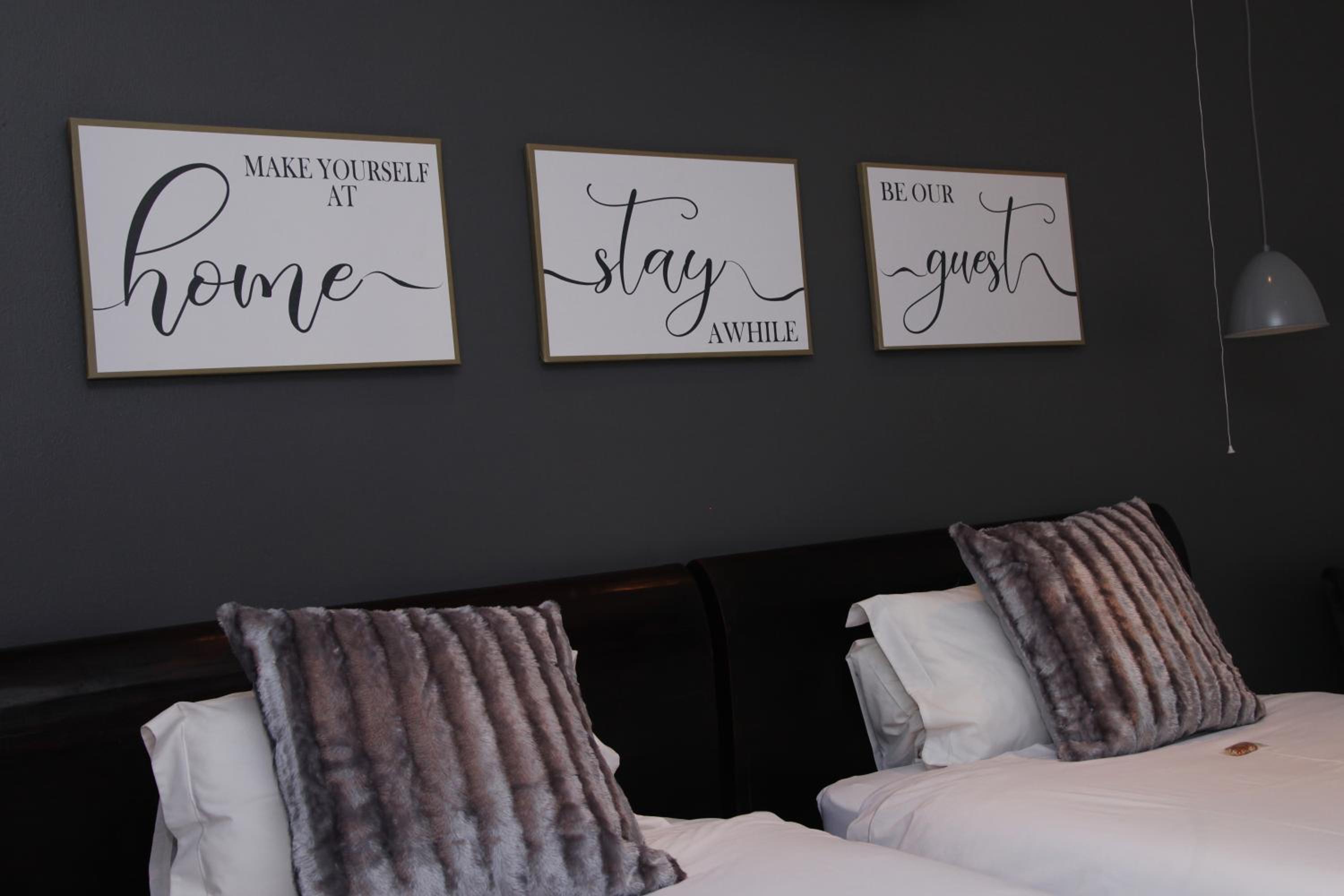 Twin Room photo 2