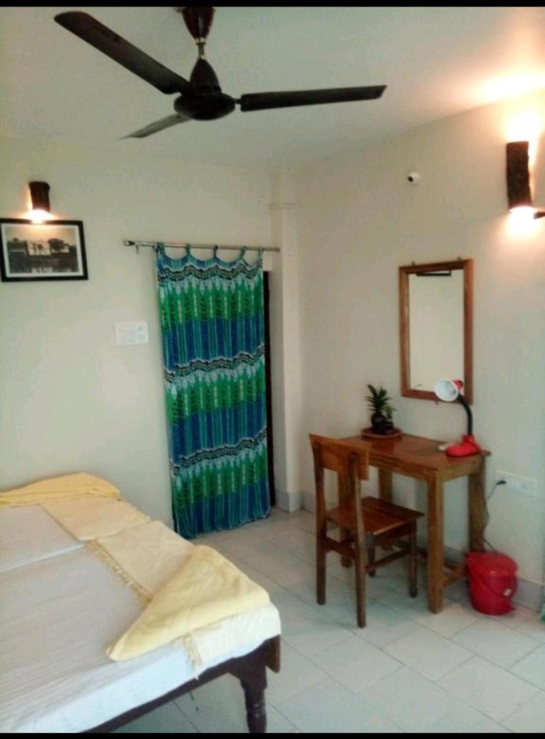 Deluxe Double Room with Balcony and Sea View photo 3