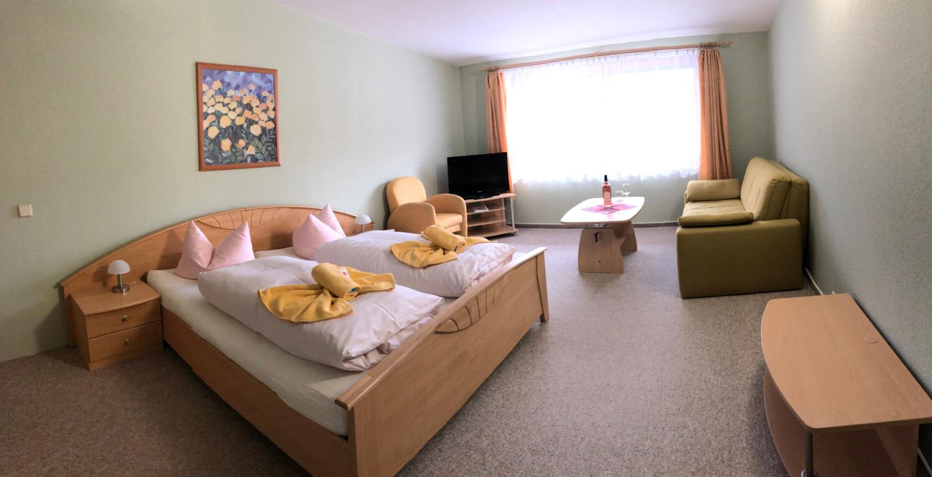 Standard Double Room photo 2