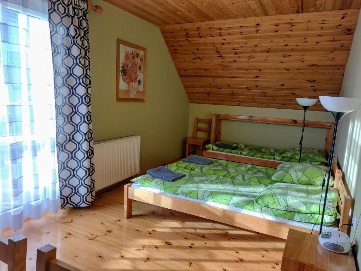 Family Room with Private Bathroom photo 1