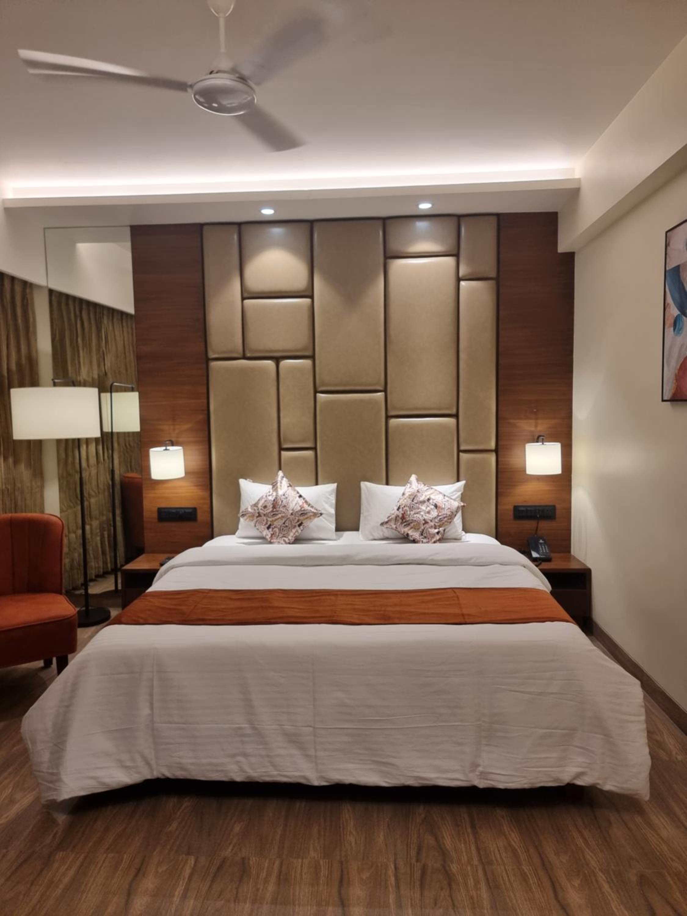Large Double or Twin Room - Photo 6