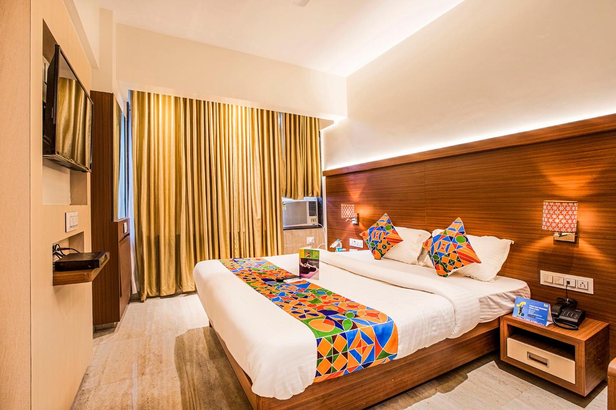 Deluxe Room - Photo 3