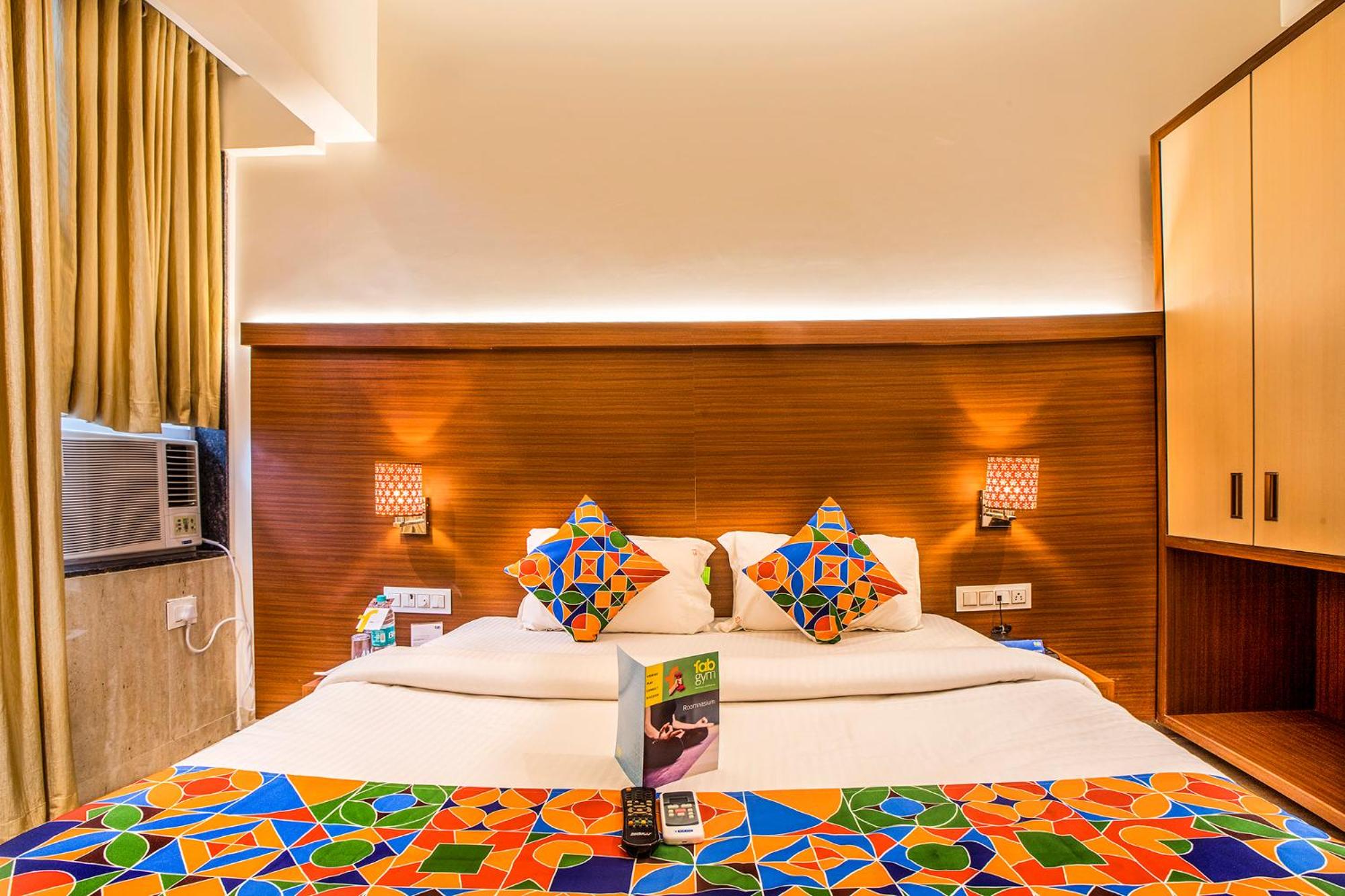 Deluxe Room - Photo 2