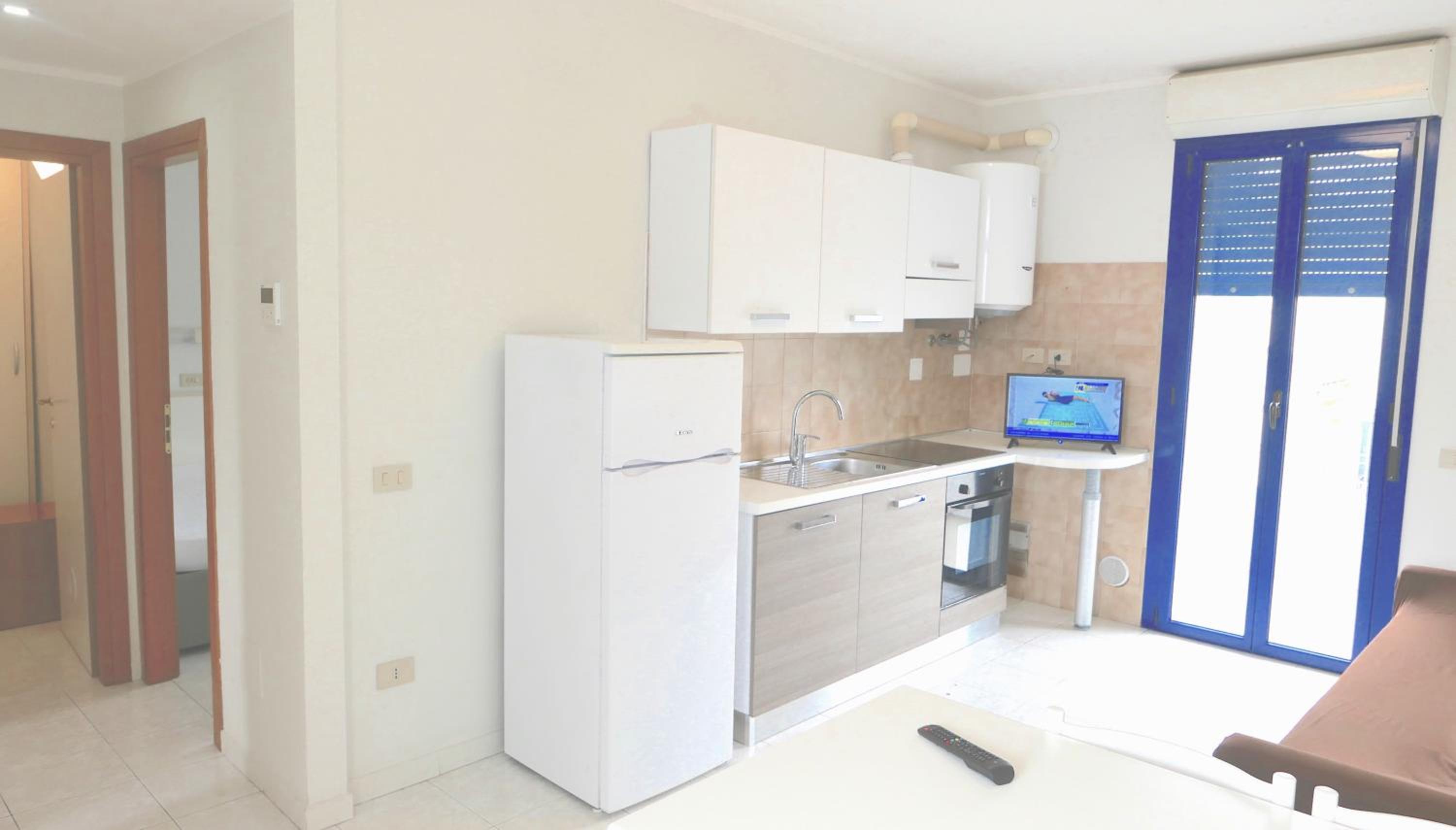 Superior Two-Bedroom Apartment (2 People) photo 2