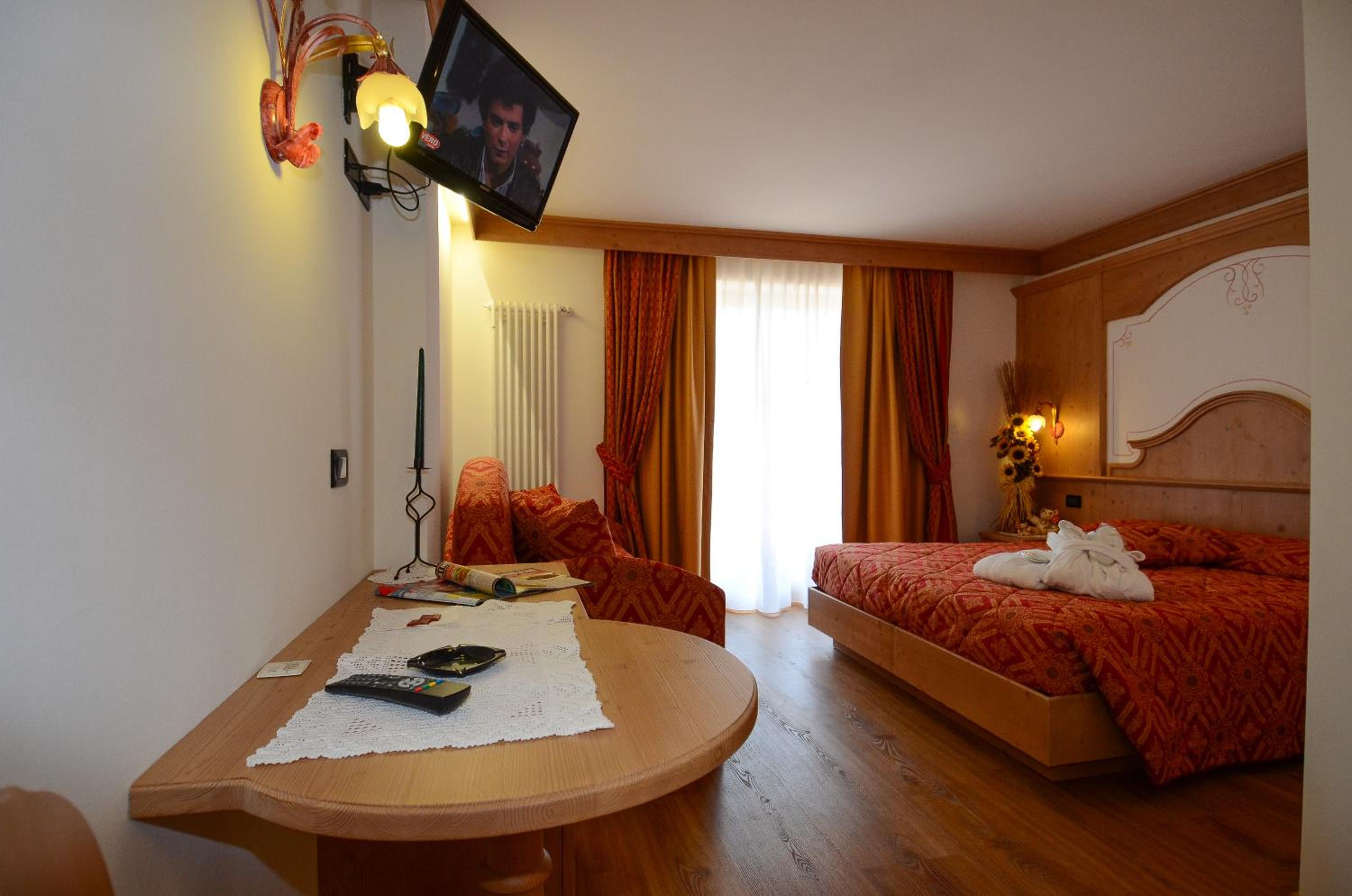 Double or Twin Room photo 2