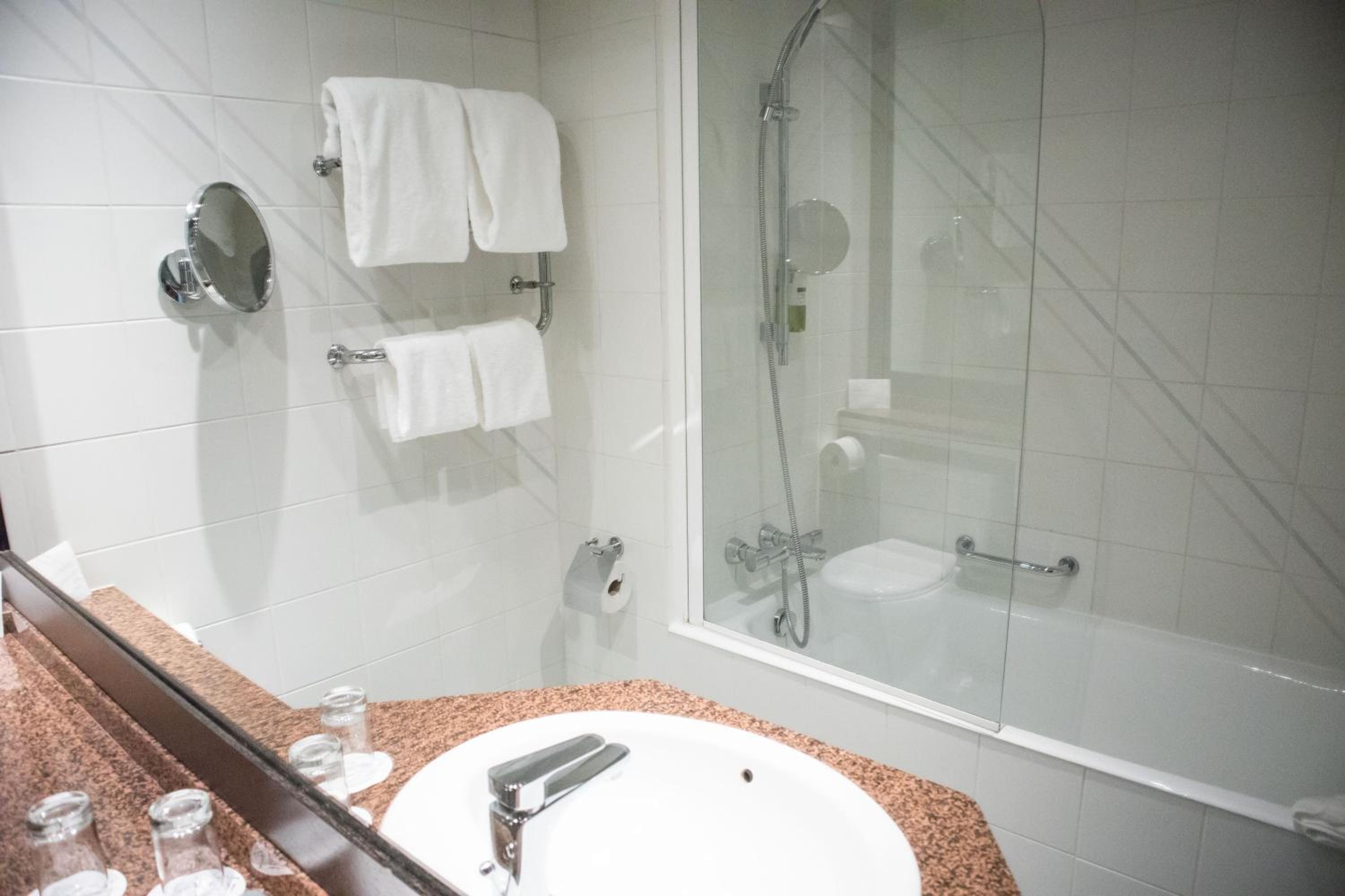 Double Room - Photo 4
