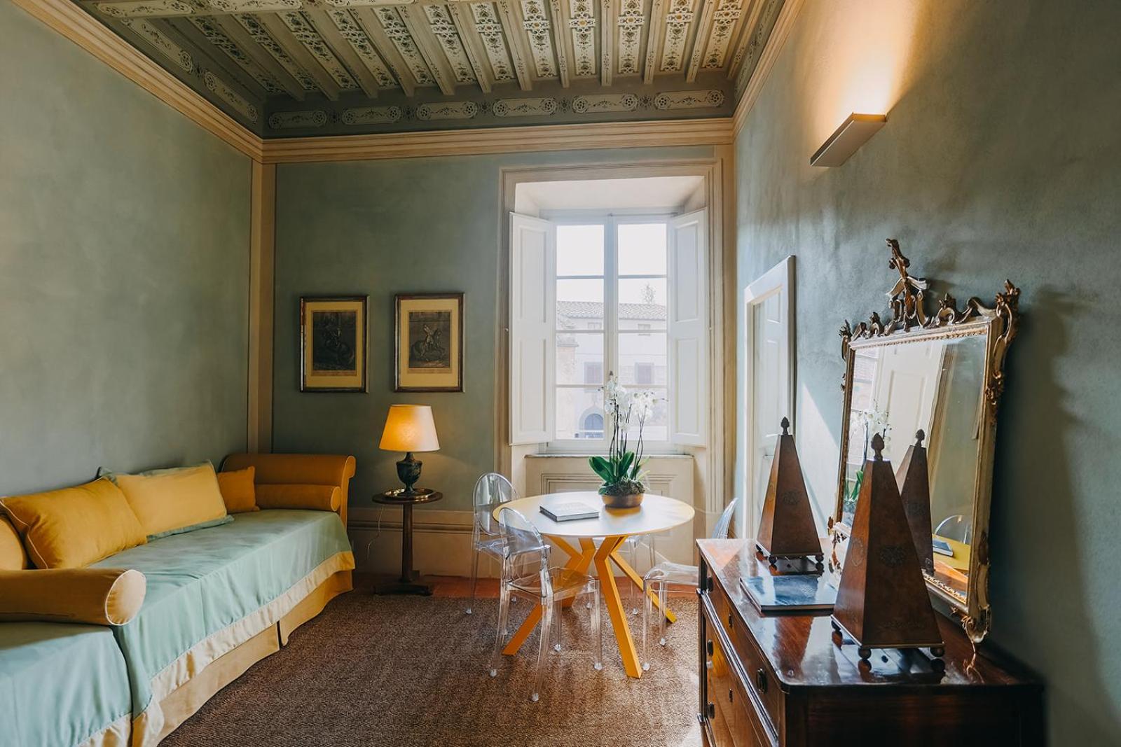 Suite with Balcony photo 1