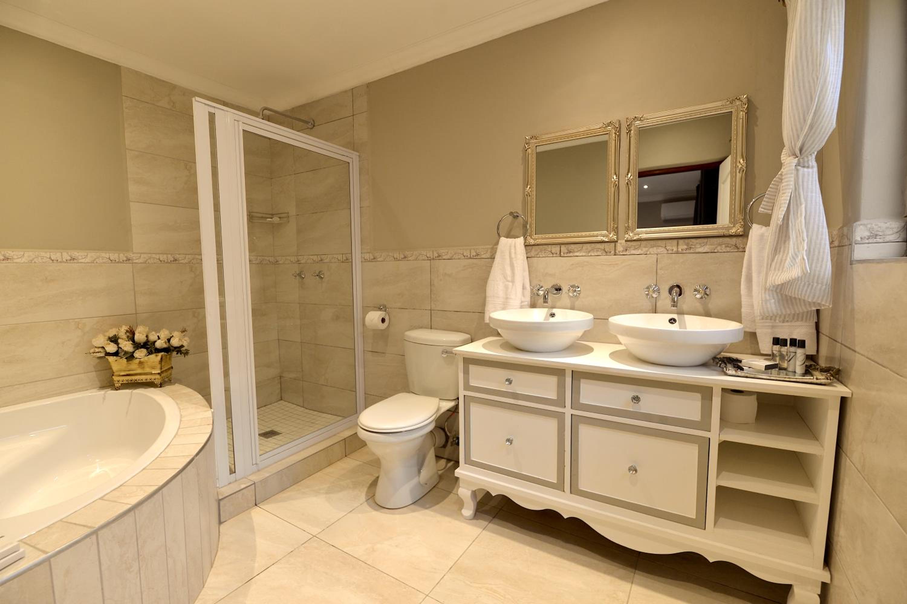 Double Room with Garden View photo 3