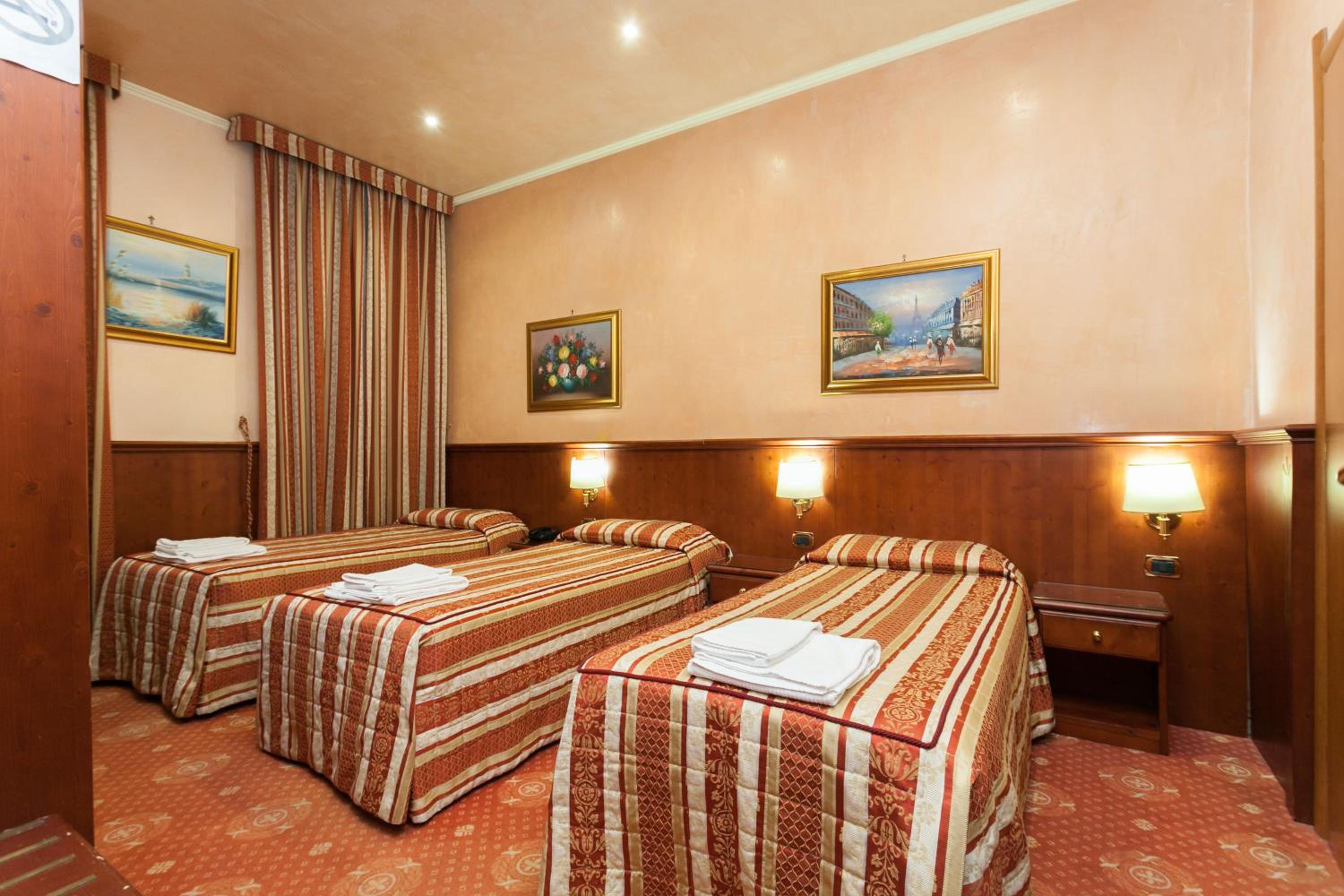 Classic Triple Room