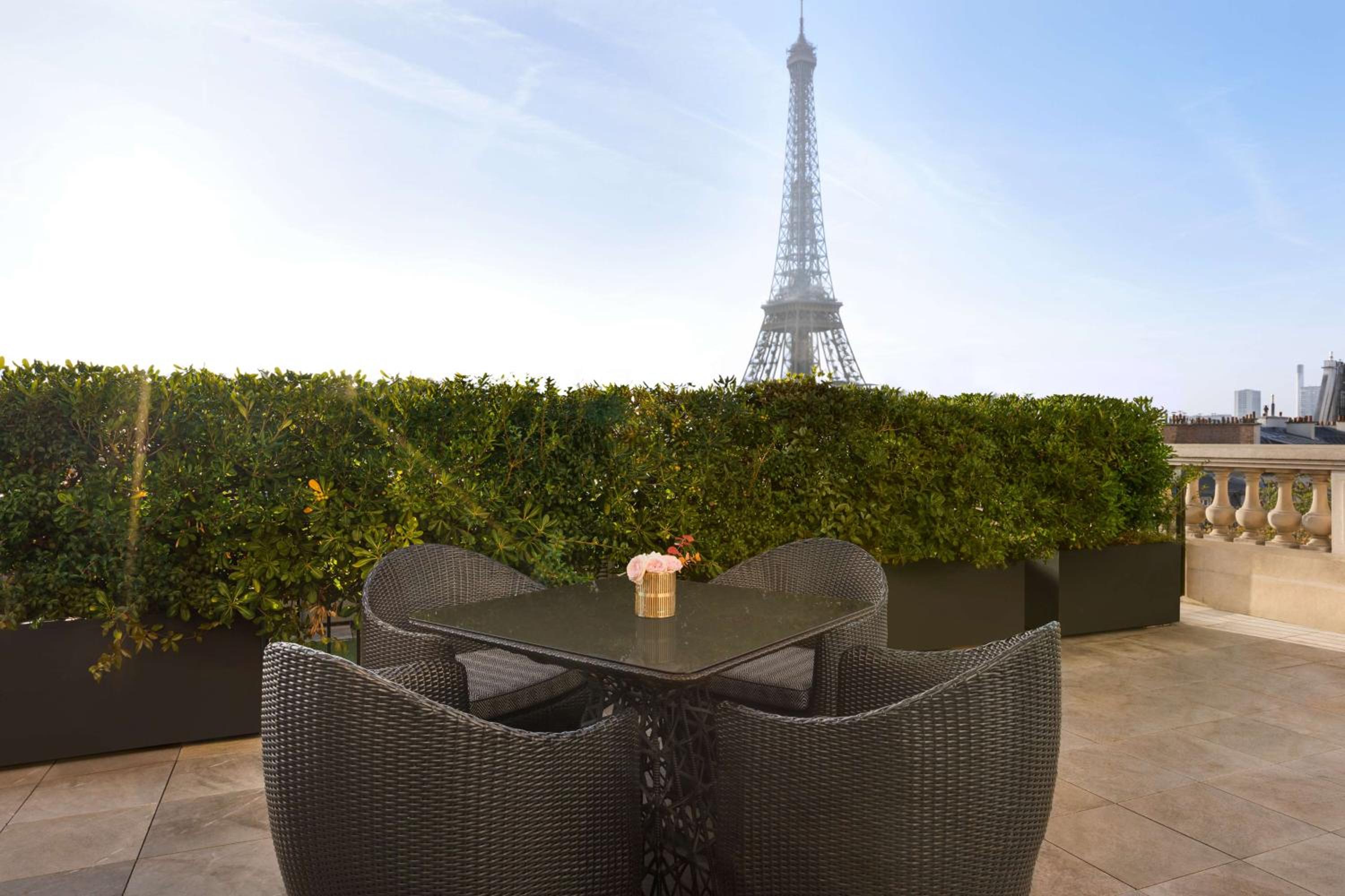 Duplex Suite with Terrace (Non Smoking)