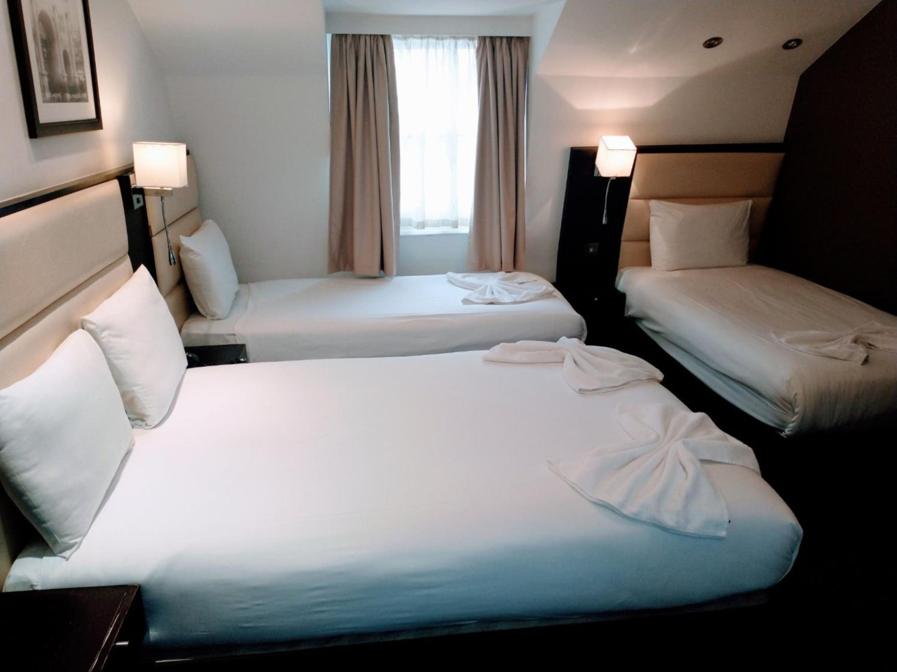 Quadruple Room photo 3