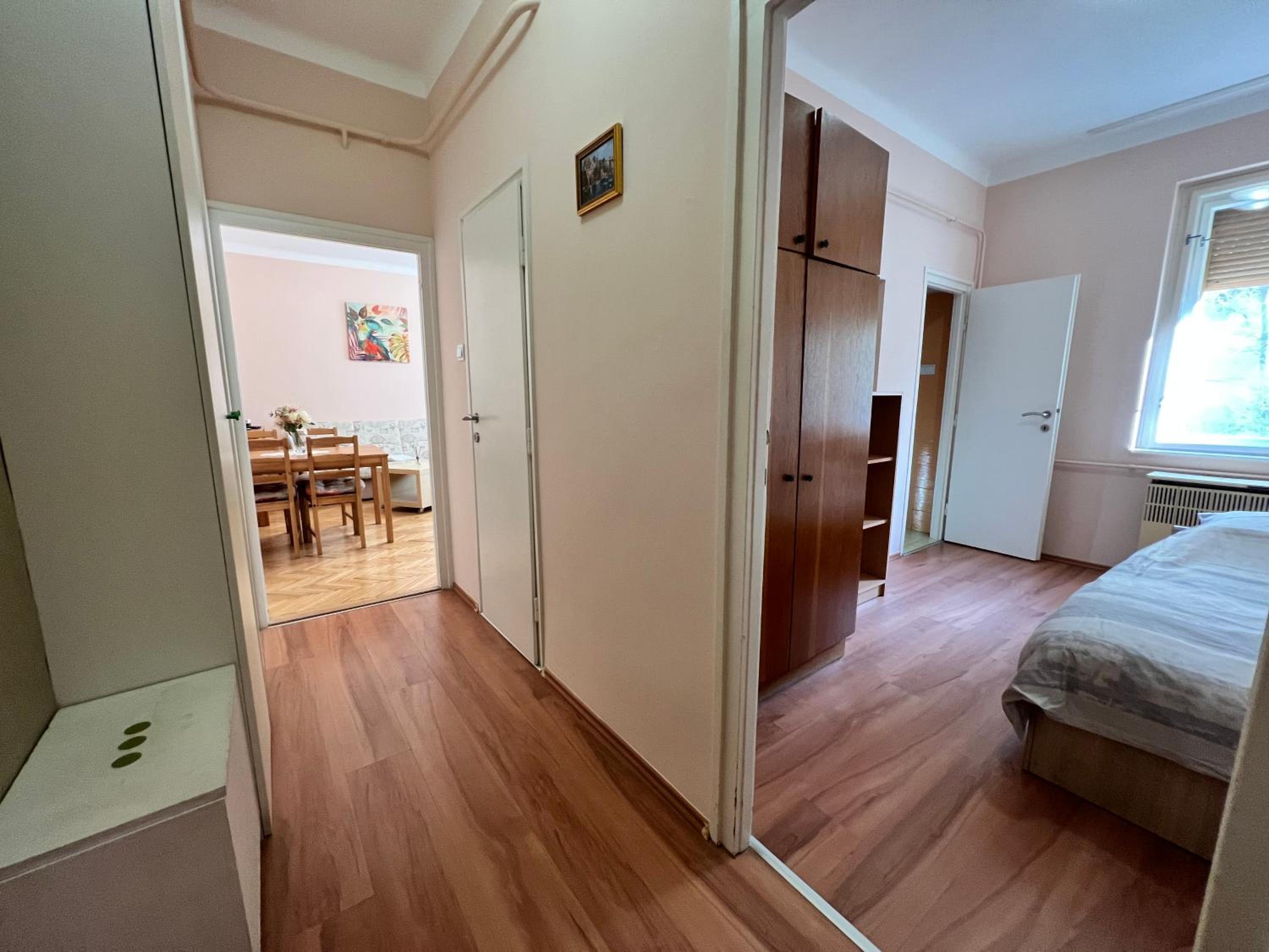Two-Bedroom Apartment - Photo 6