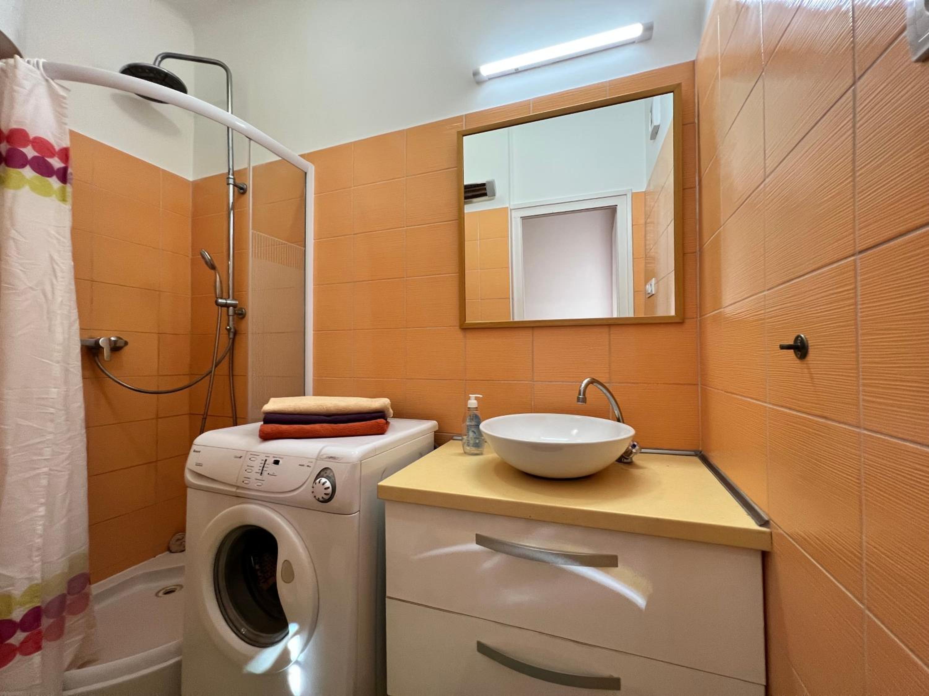 Two-Bedroom Apartment - Photo 9