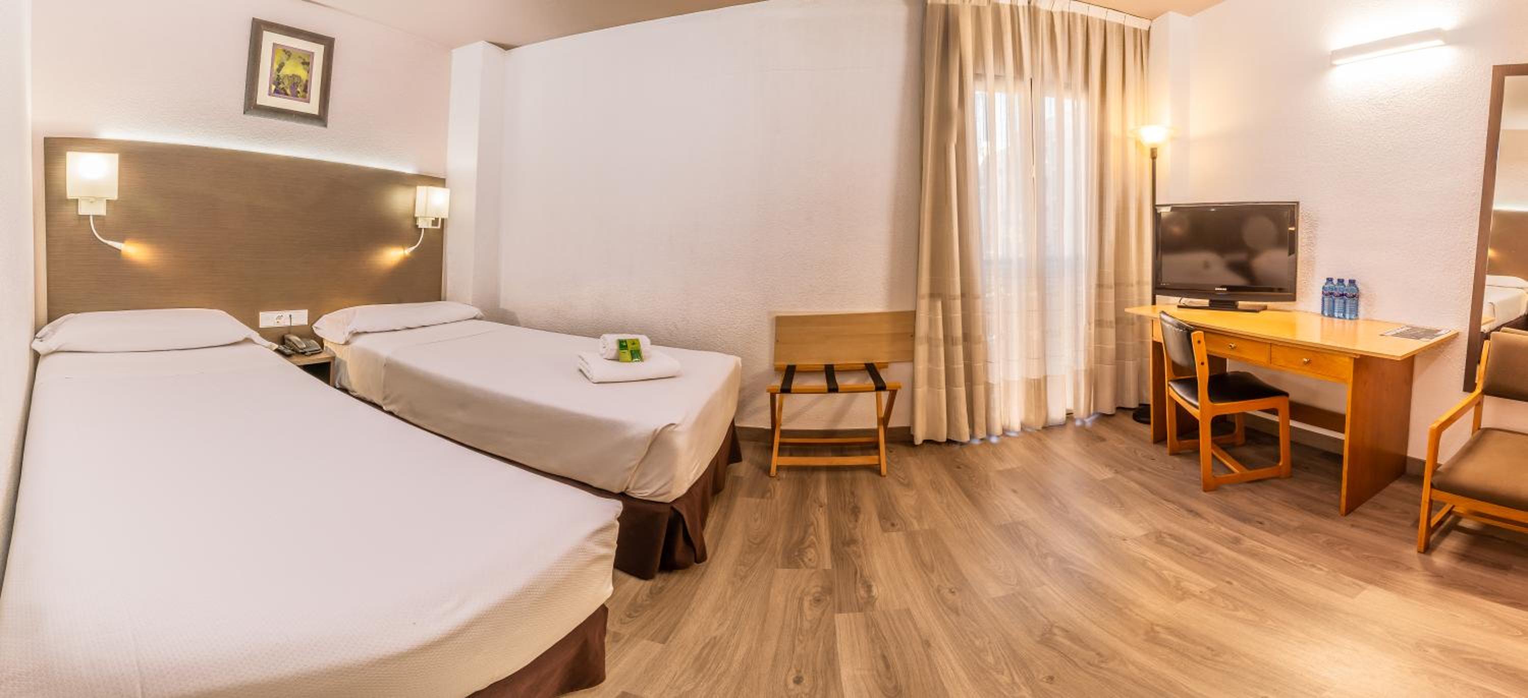 Superior Triple Room - Photo 2