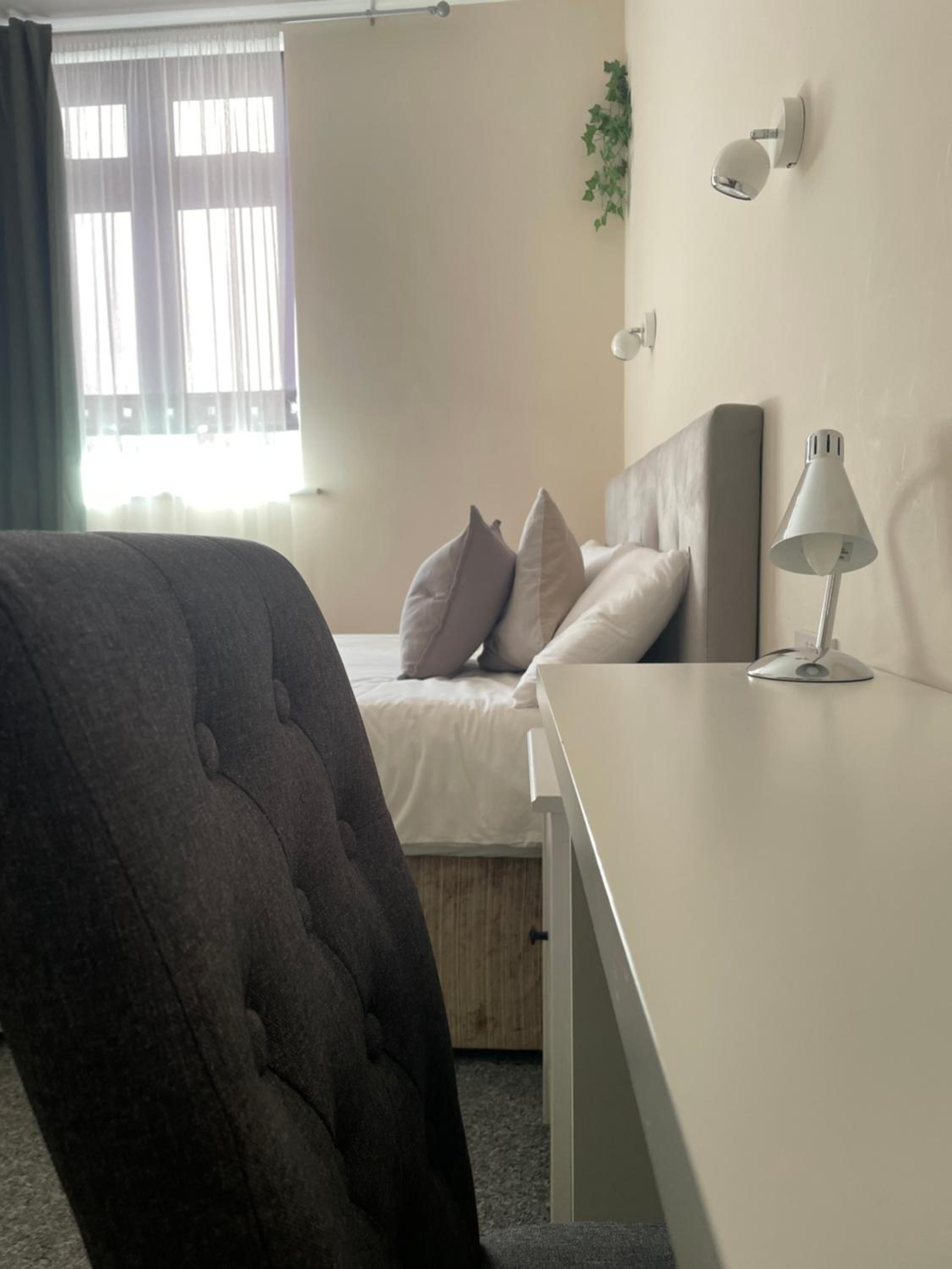 Two-Bedroom Apartment - Photo 3