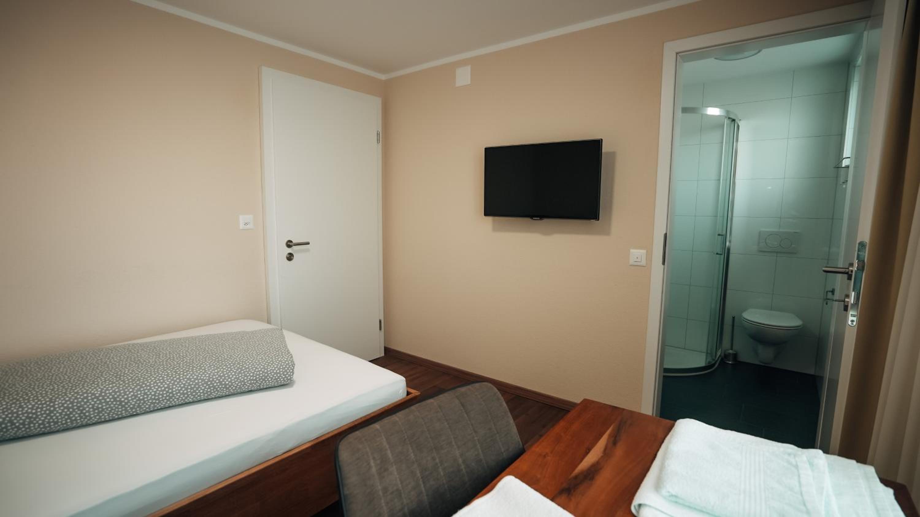 Single Room with Shower photo 1
