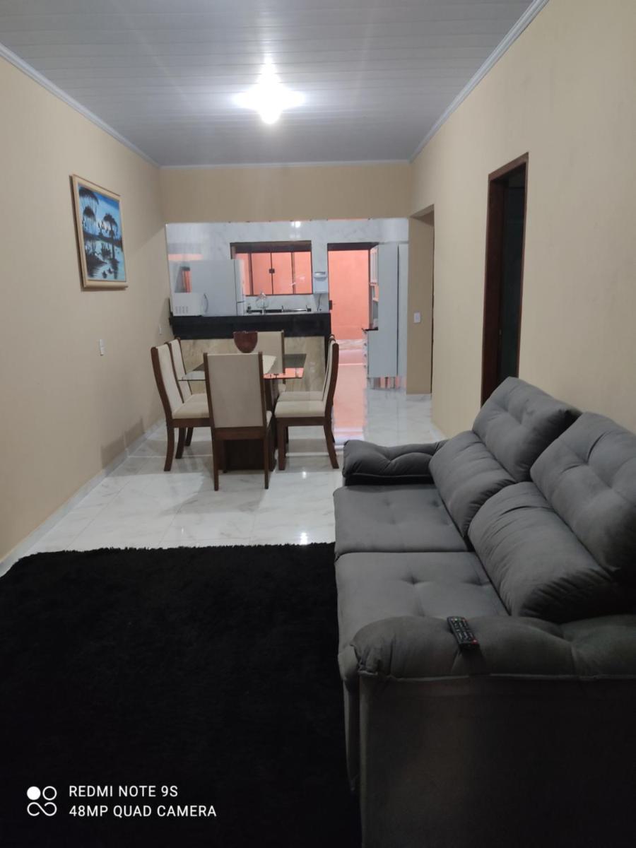 Two-Bedroom House - Photo 1