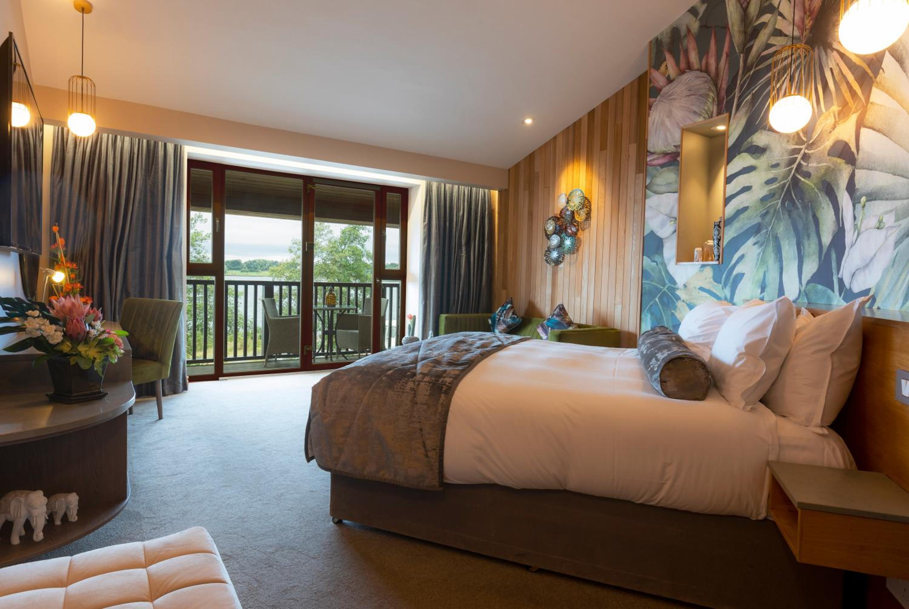 Suite with Balcony photo 2