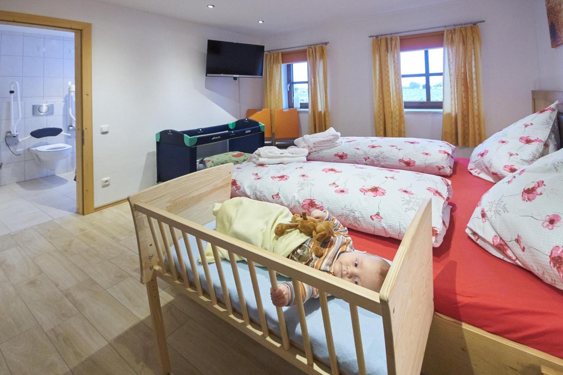 Apartment - Ground Floor photo 3